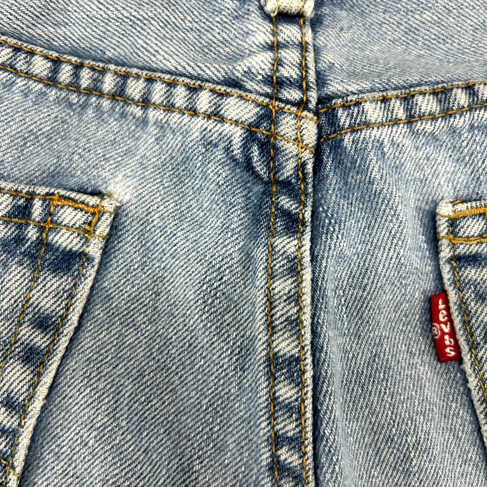 Levi's Levi's 505 Jeans Regular Fit Straight Leg Light Wash Distressed 33x30 Men Blue Denim N/A Size US 33 - 4 Thumbnail