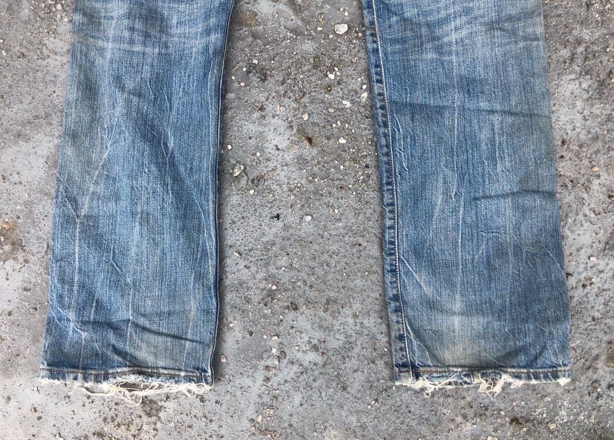 Lee × Levi's Vintage Clothing × Vintage 🔥Hard to find 🔥Vintage Levis Kurt Cobain Style Jeans💥 Size US 30 / EU 46 - 9 Thumbnail