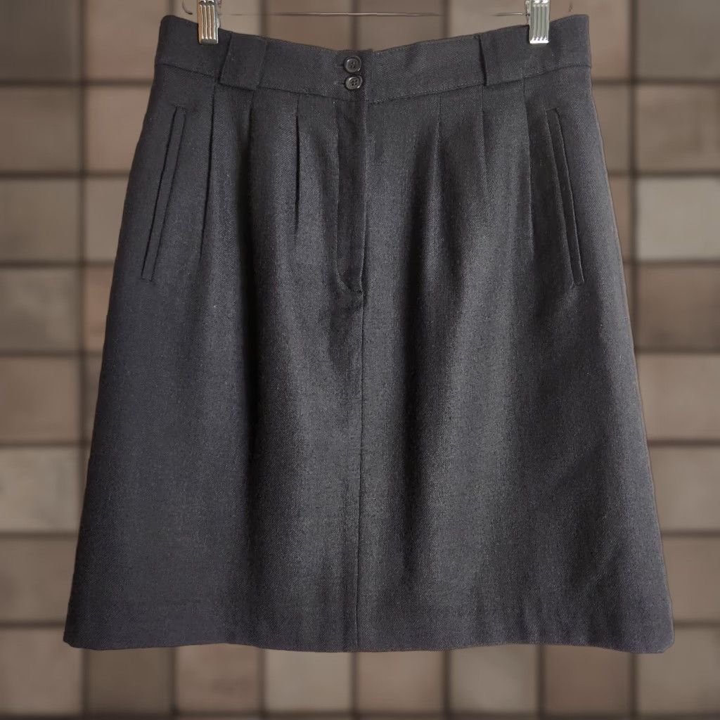 Vintage VINTAGE Giorgio Sant'Angelo Womens Skirt Black Pleated Wool with Pockets Size 8 Size 30" / US 8 / IT 44 - 1 Thumbnail