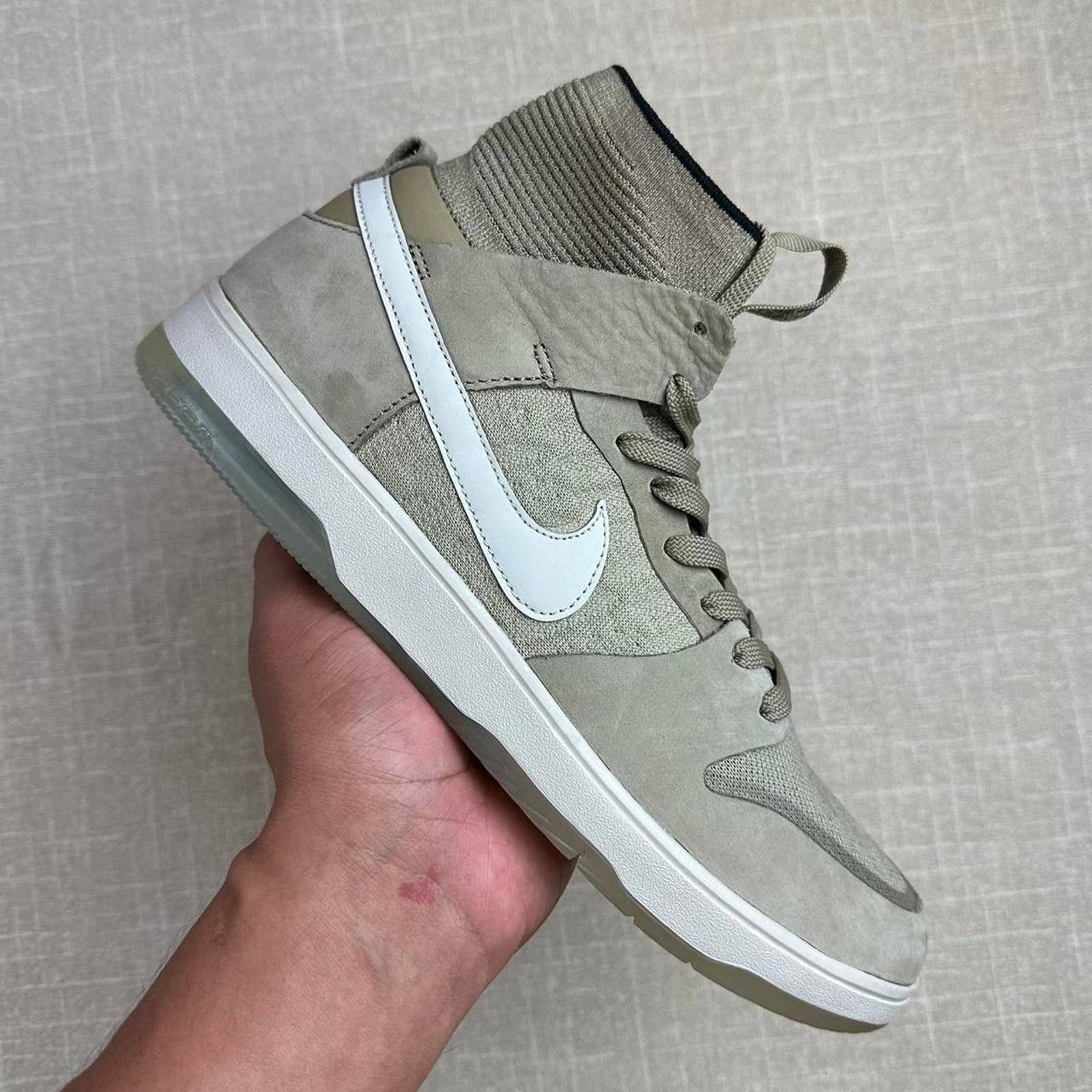 image of 2016 Nike Sb Dunk High Elite "light Bone" Shoes in Green, Men's (Size 8.5)