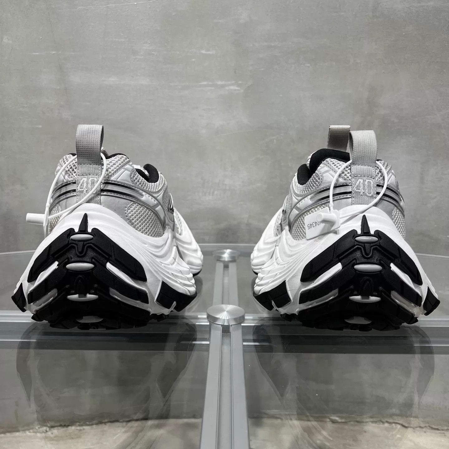 Balenciaga Balenciaga 10XL distressed white gray dad shoe 40 Size US 7 / EU 40 - 6 Thumbnail