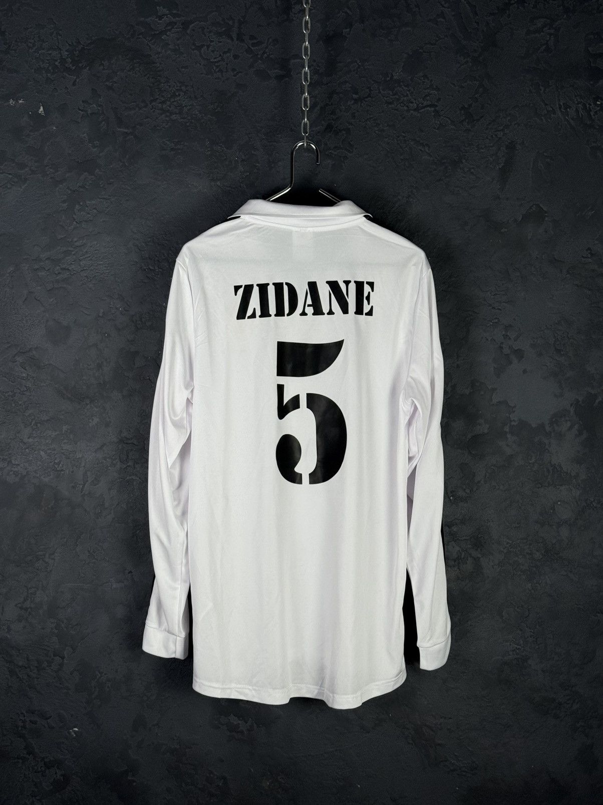 Adidas Zidane Real Madrid 2002 Longsleeve Football Tee Shirt Size US XL / EU 56 / 4 - 7 Thumbnail