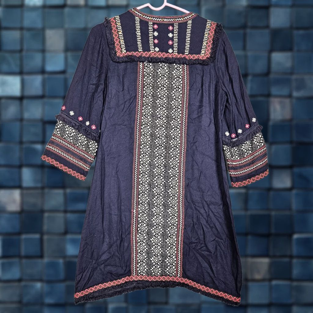 Anthropologie Anthropologie Akemi + Kin Size 8 Women's Blue Embroidered Tunic Shift Dress Size M / US 6-8 / IT 42-44 - 1 Thumbnail