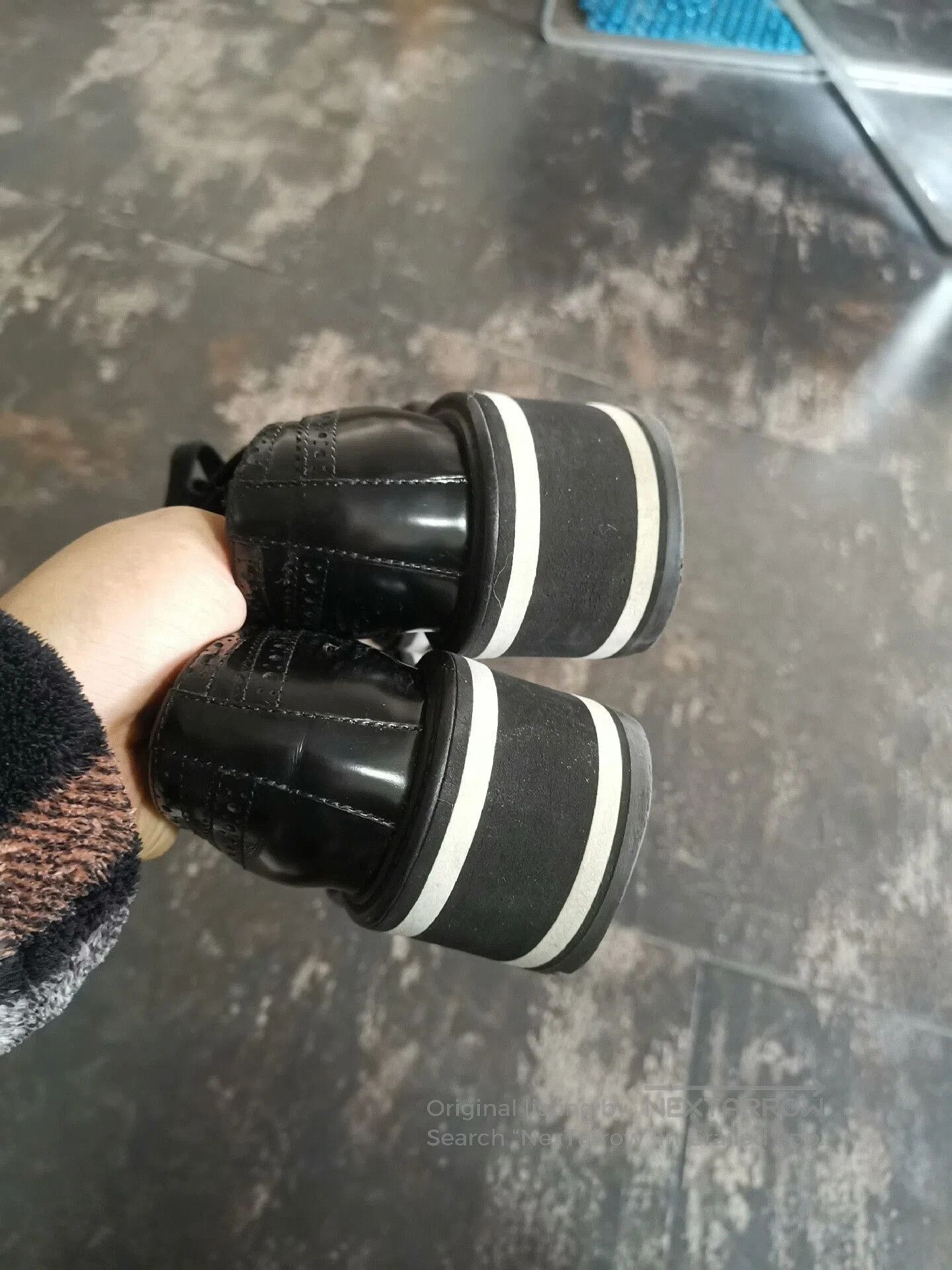 Prada PRADA Black Low-Top Leather Shoes. Size US 5 / EU 37 - 6 Thumbnail