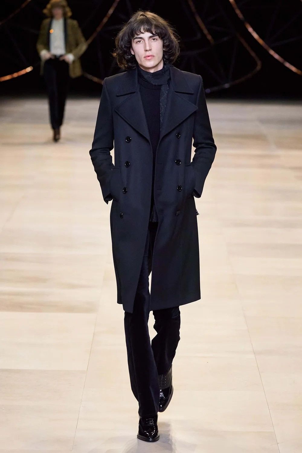 Celine *Rare* Celine FW20 Allure Coat Size 48 Size US M / EU 48-50 / 2 - 1 Thumbnail