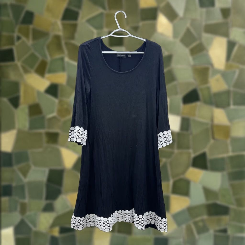 Vintage Nina Leonard Womens Dress Size Medium Black White Lace Trim Long Sleeve Dress Ladies Medium Black White Lace Trim Long Sleeve Size M / US 6-8 / IT 42-44 - 1 Thumbnail