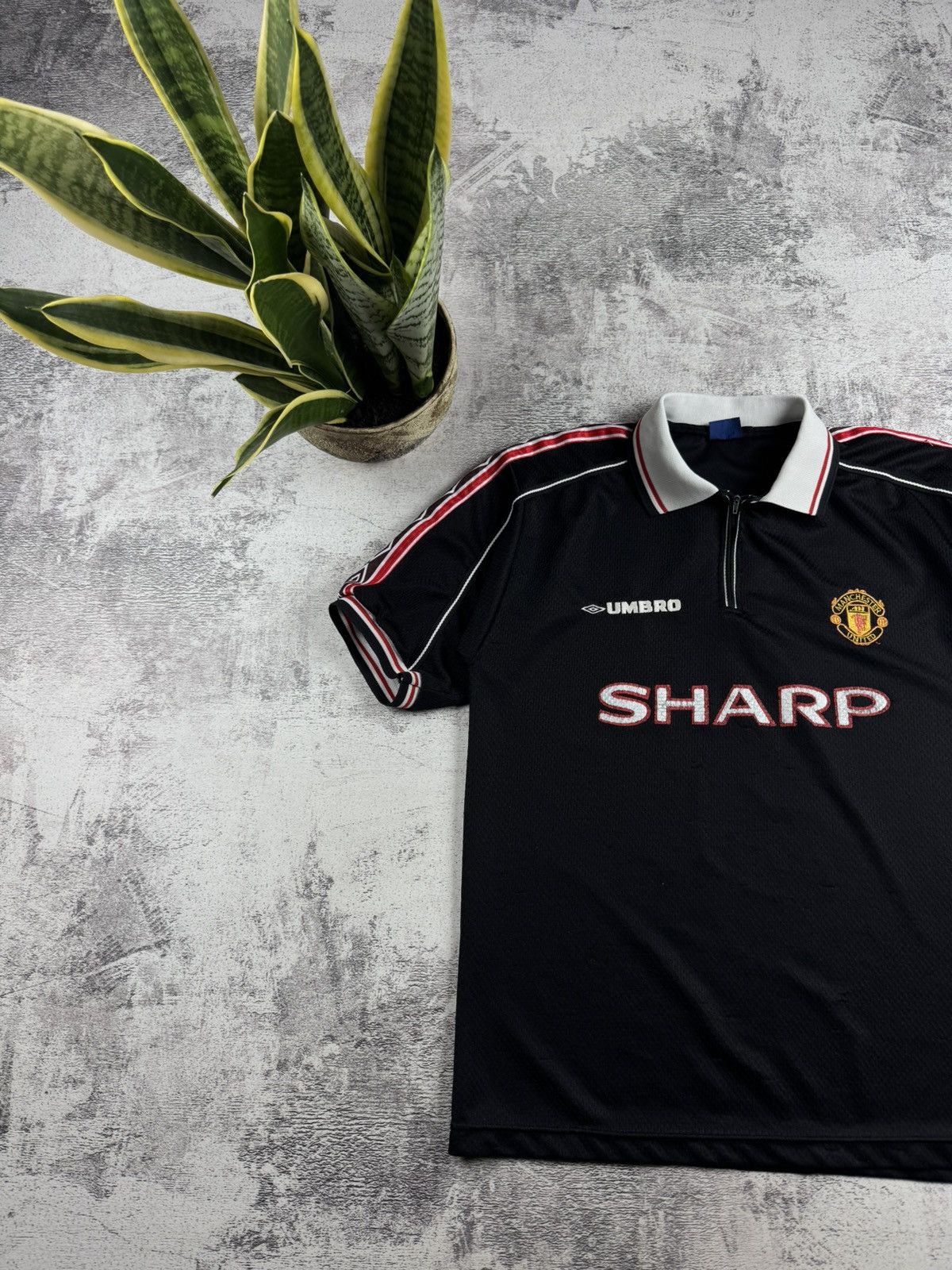 Umbro Manchester United MU 1998 Soccer Football Shirt Jersey Polo Size US XL / EU 56 / 4 - 2 Thumbnail