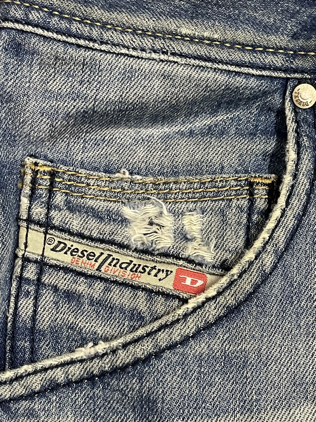 Diesel Vintage Diesel Industry Blue Faded Wash Distress Jeans Size US 33 - 10 Thumbnail