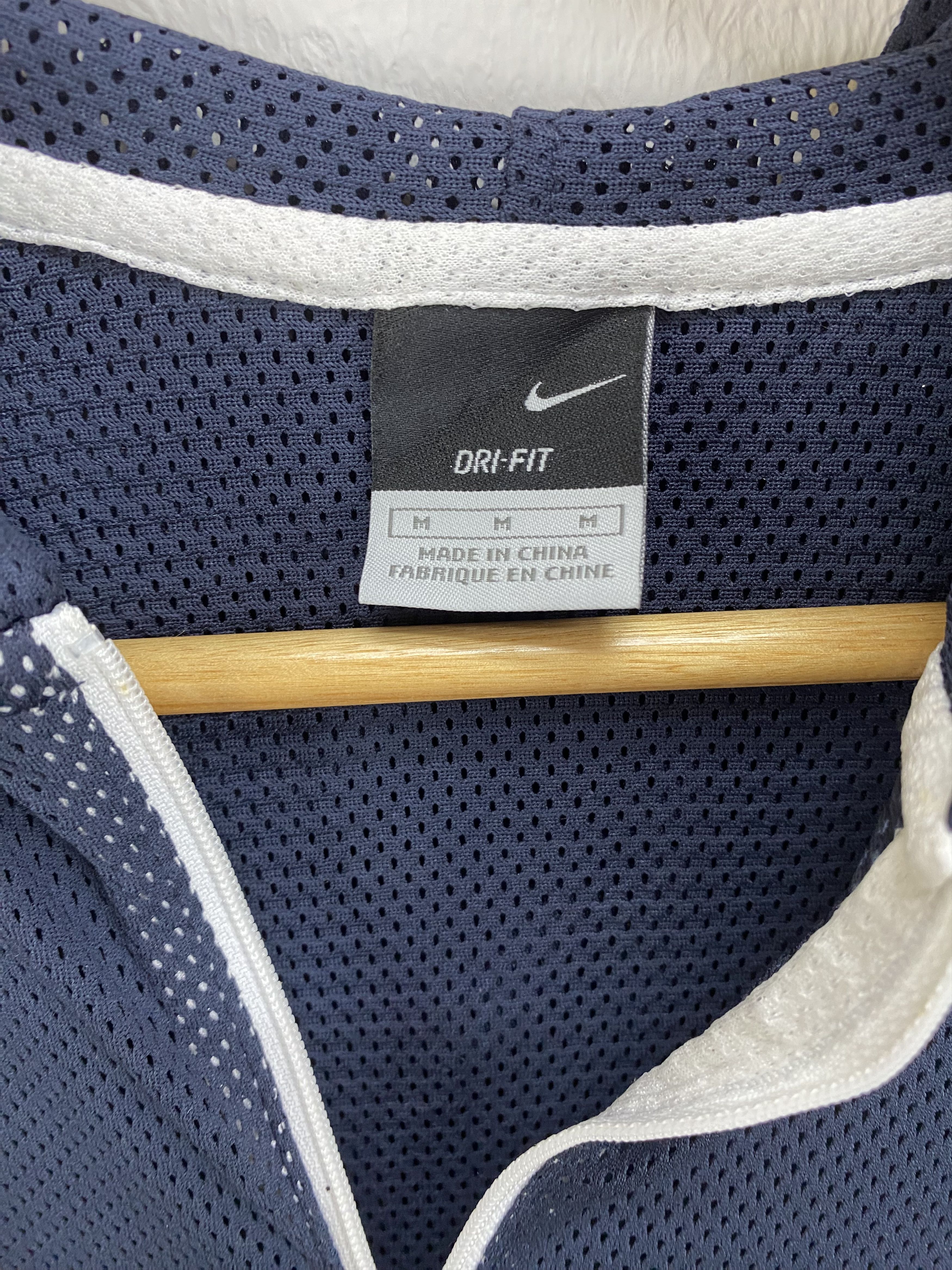 Nike Vintage Hoodie Vest NIKE Size US M / EU 48-50 / 2 - 3 Thumbnail
