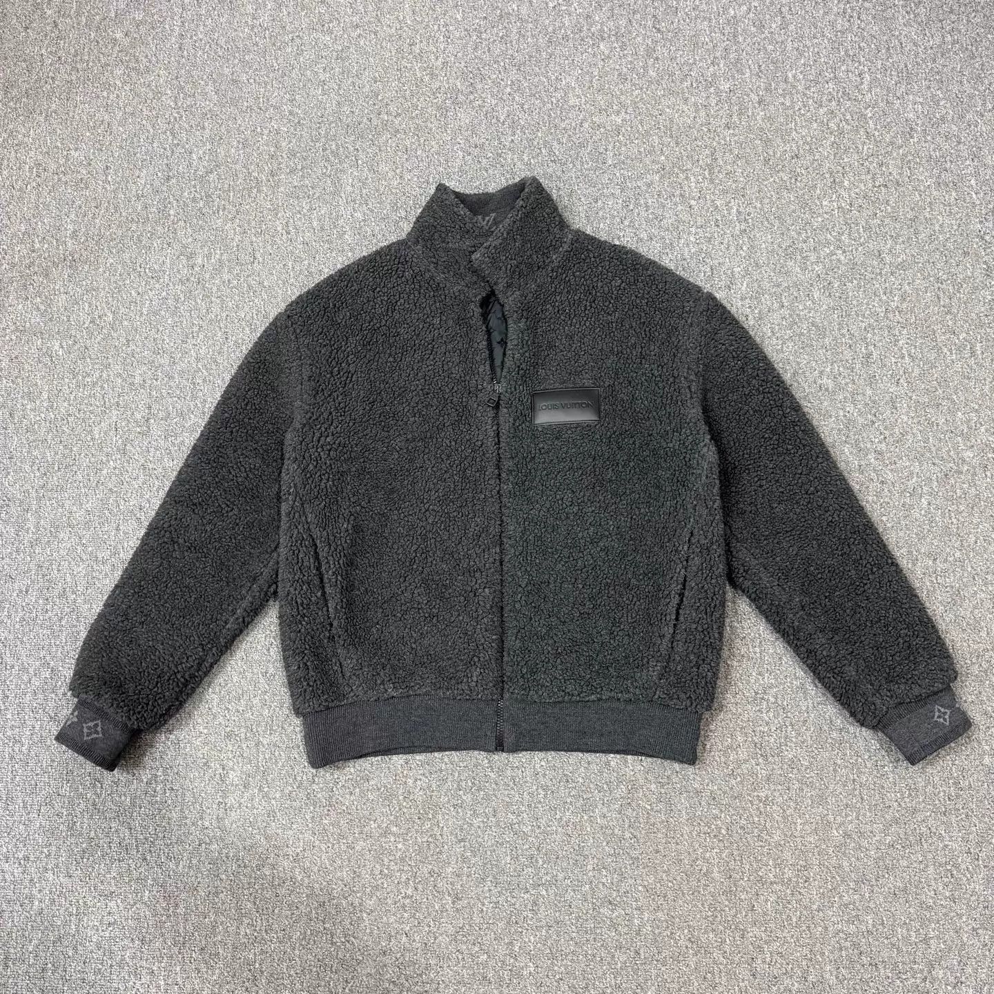 Louis Vuitton Gray Fuzzy Zip-Up Bomber Jacket Size L Size US L / EU 52-54 / 3 - 1 Thumbnail