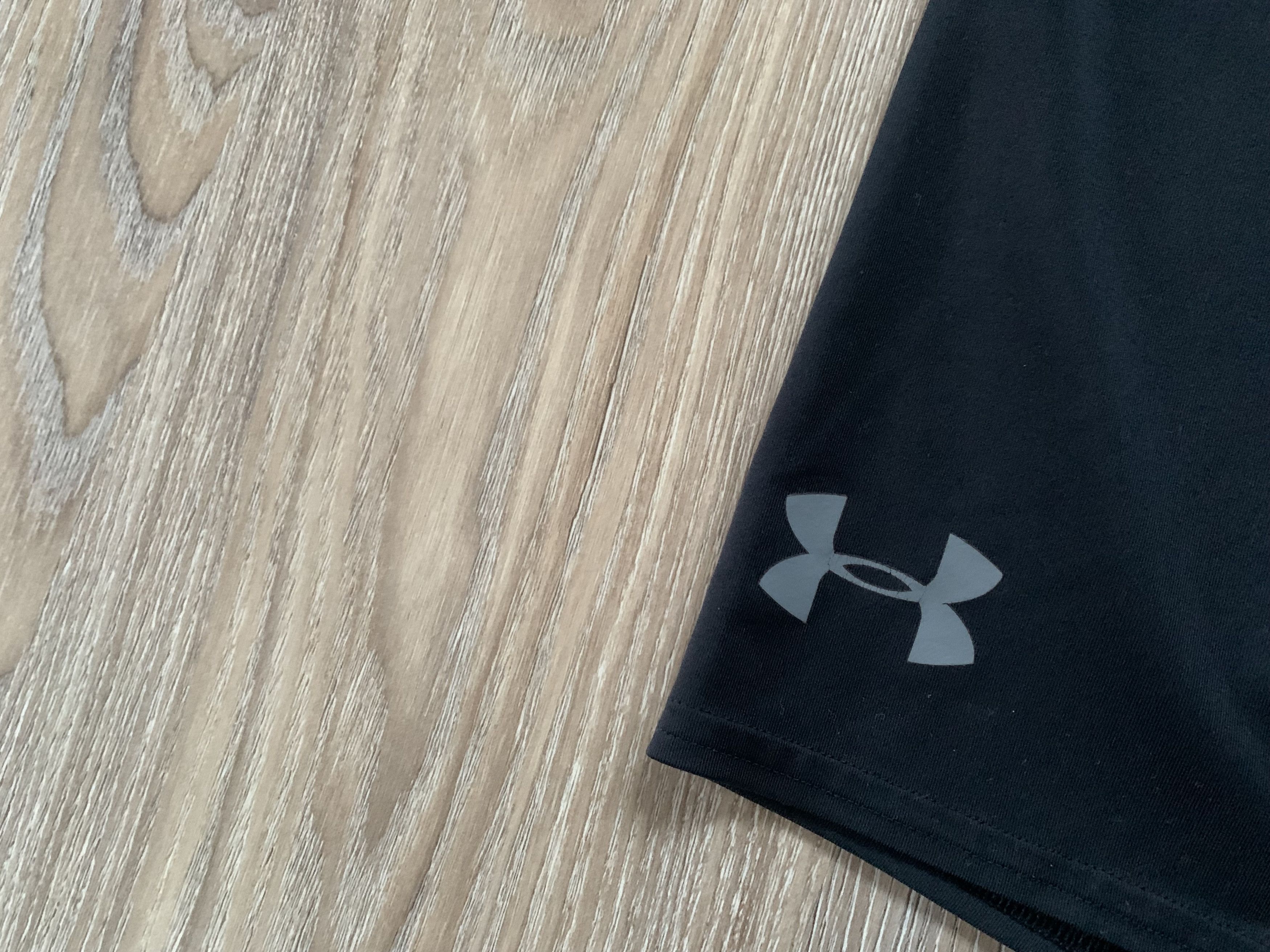 Under Armour Under Armour HeatGear Black Compression Shorts Size US 34 / EU 50 - 4 Thumbnail
