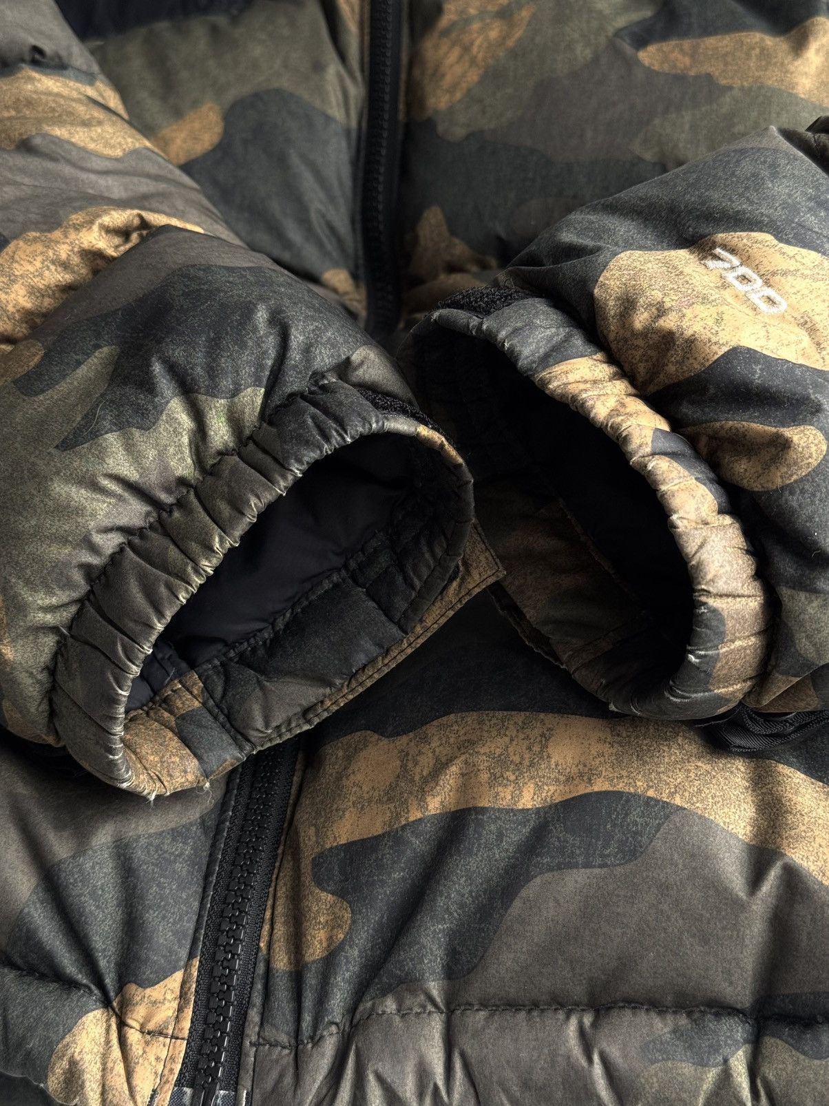 The North Face The North Face Puffer Jacket 700 Camo Gorpcore Realtree Size US M / EU 48-50 / 2 - 16 Thumbnail