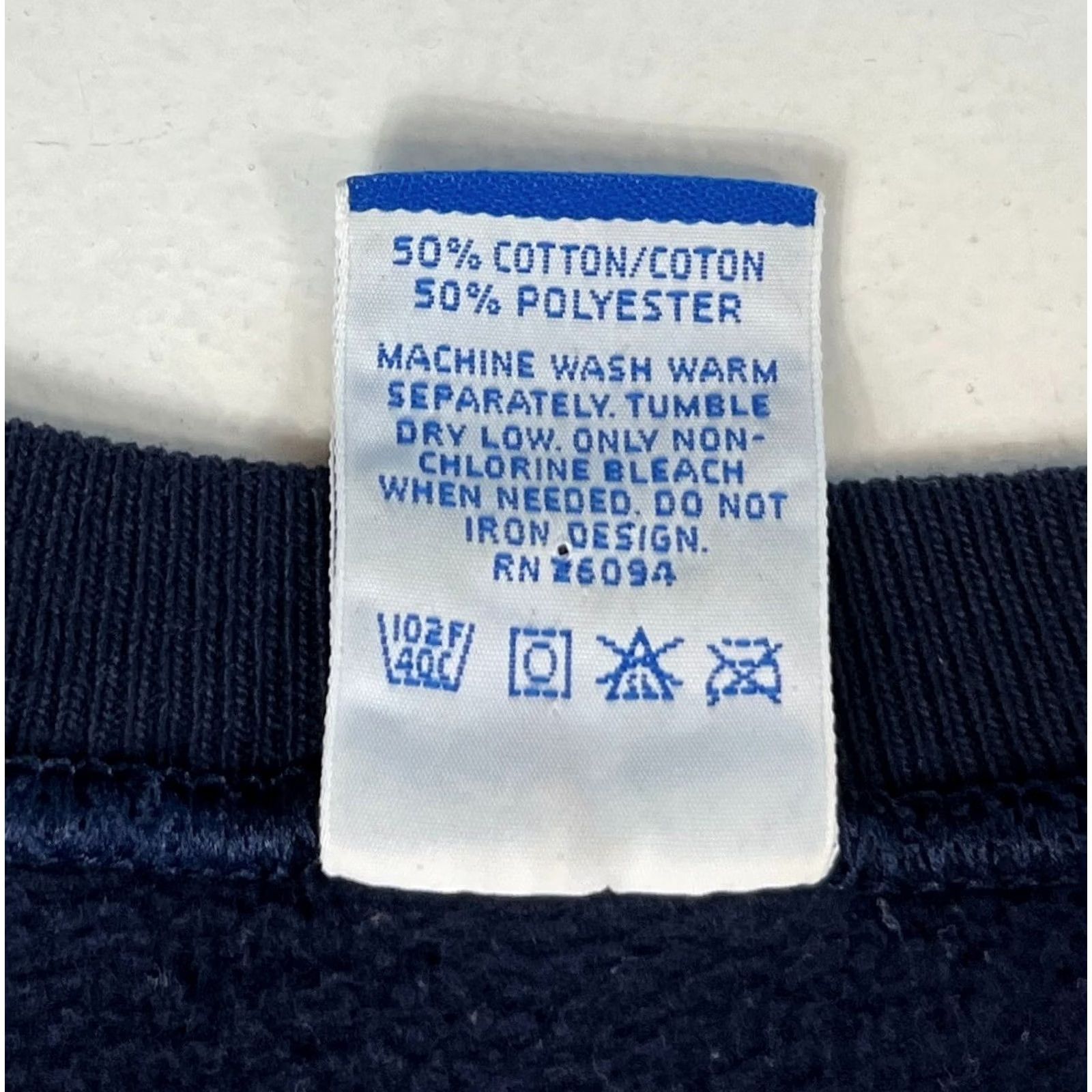 Champion VINTAGE Champion University of Illinois Sweatshirt Navy XL Crewneck Unisex Adults 50% Cotton 50% Polyester USA Made 90s College Pullover Sweatshirt Size US XL / EU 56 / 4 - 6 Thumbnail