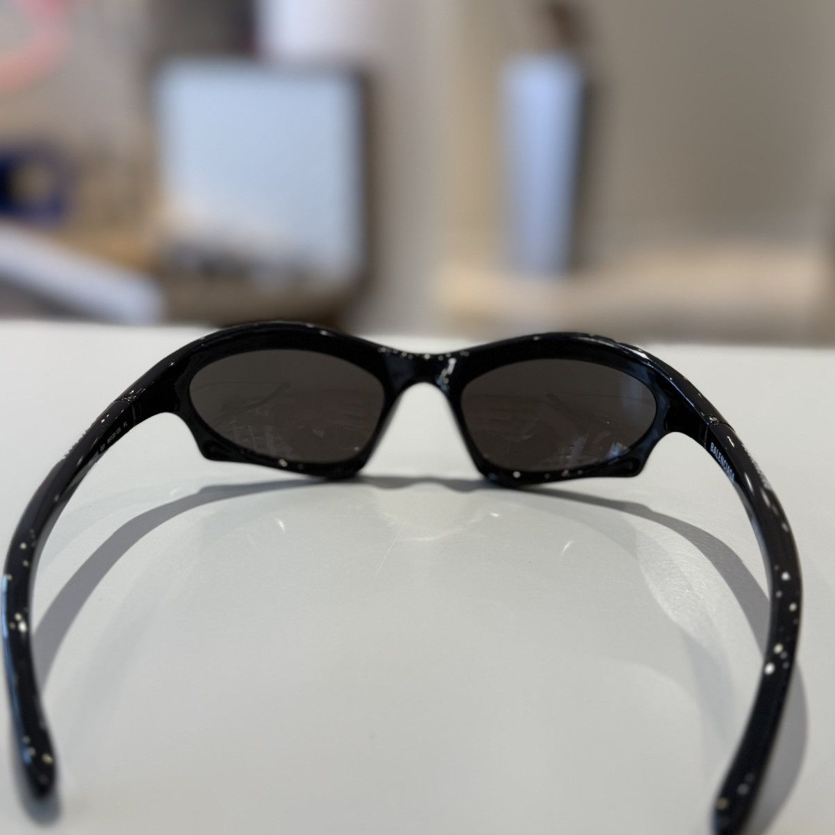 Balenciaga Balenciaga Bat Rectangle Sunglasses Black Size ONE SIZE - 4 Thumbnail