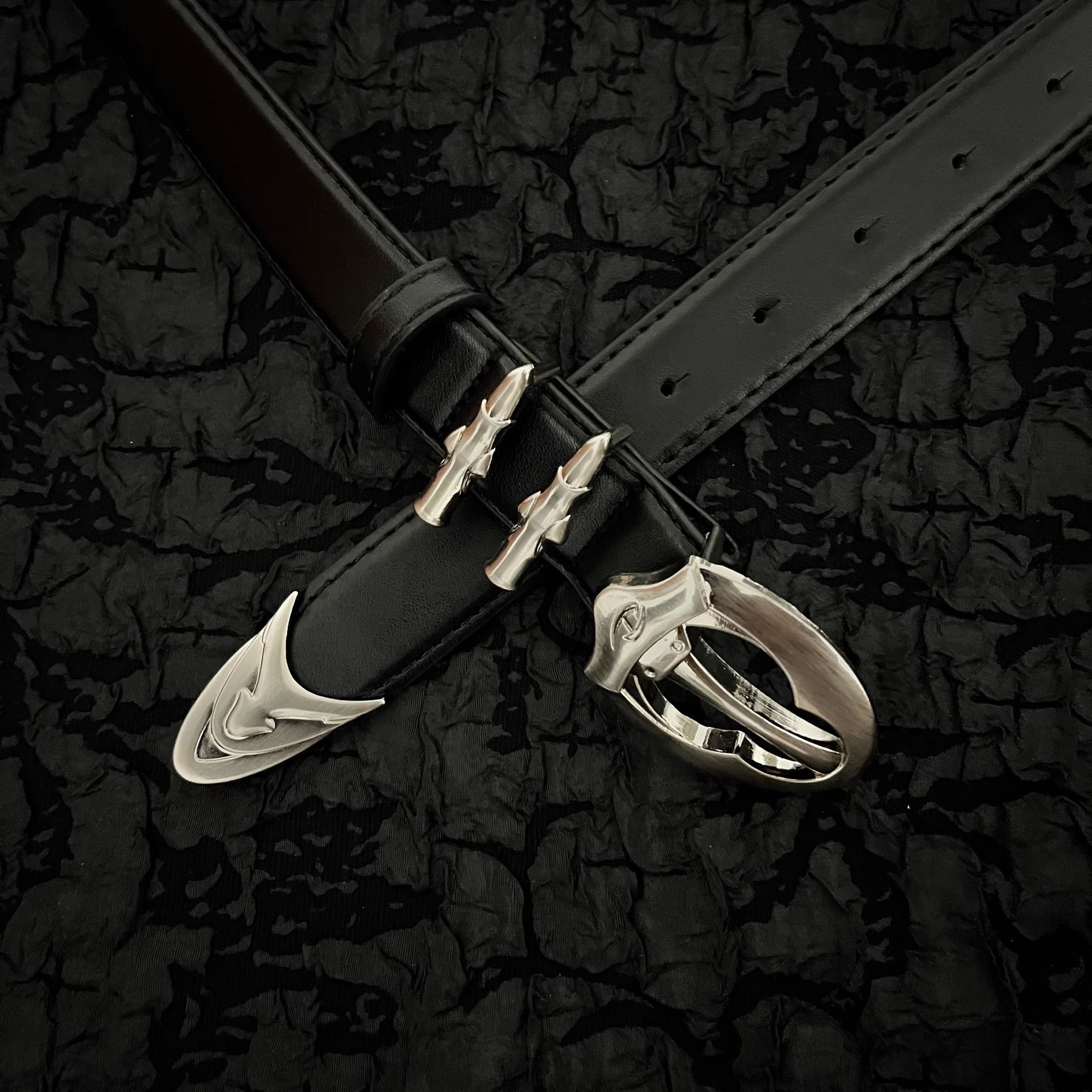 Designer New Design Vintage Belt Riveted Belts Menswear Accessories Size ONE SIZE - 1 Thumbnail