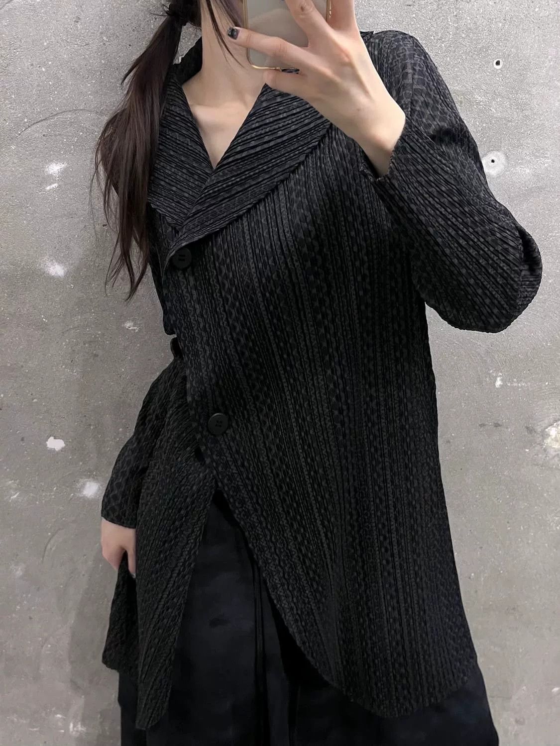 Pleats Please Issey Miyake Issey Miyake Pleats Please Vintage Coat Size M / US 6-8 / IT 42-44 - 1 Thumbnail