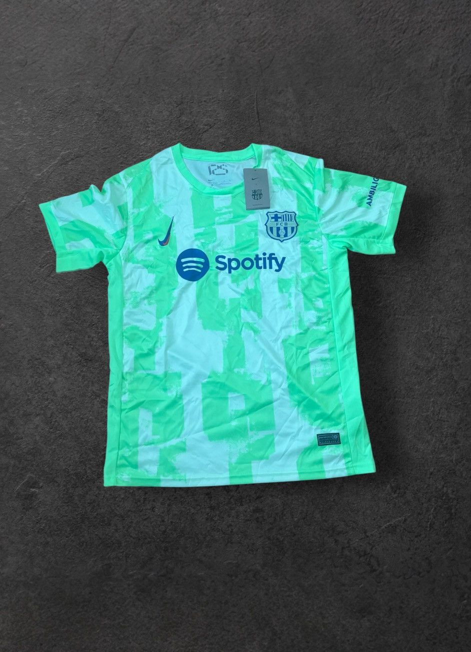 Nike Barcelona Nike Jersey Size US L / EU 52-54 / 3 - 1 Thumbnail