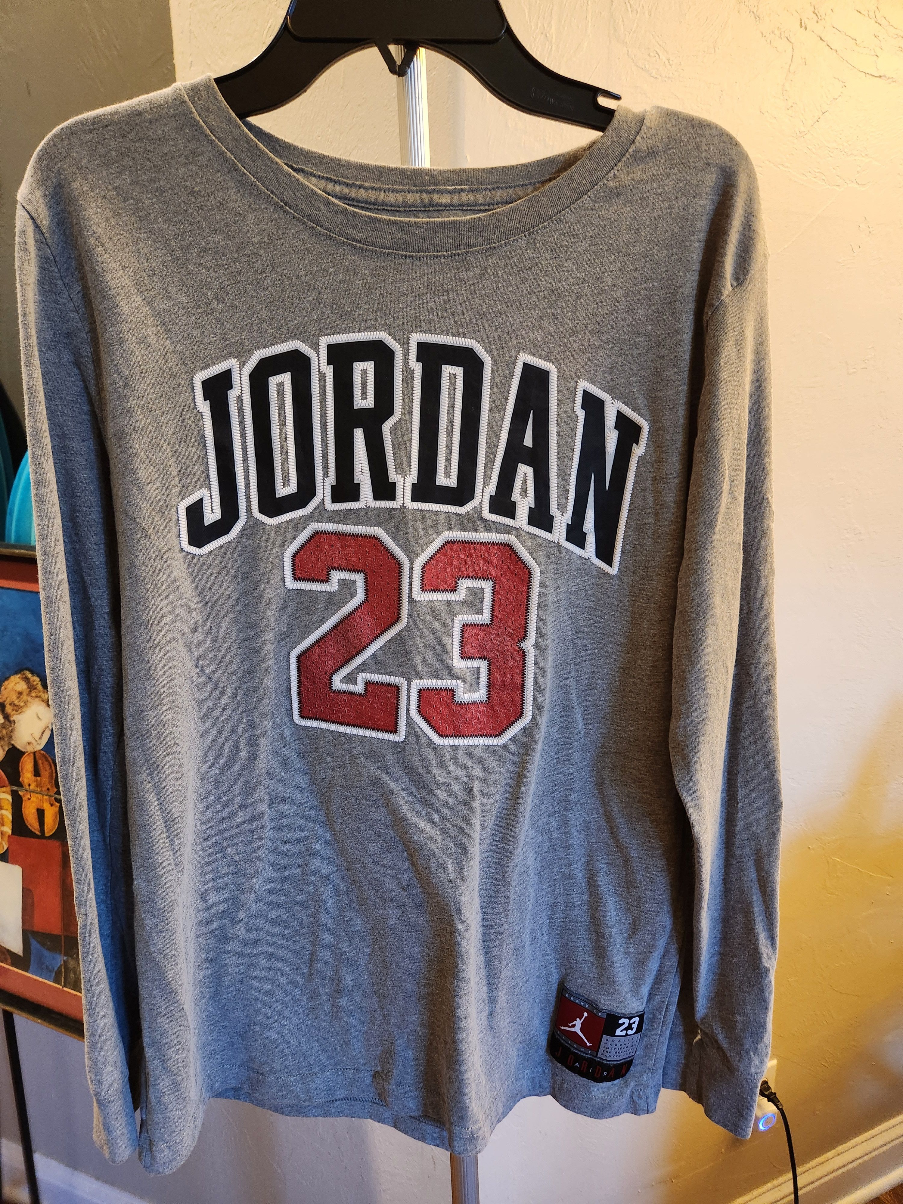 Jordan Brand Youth Long Gray Long Sleeve T-Shirt Size US S / EU 44-46 / 1 - 1 Thumbnail