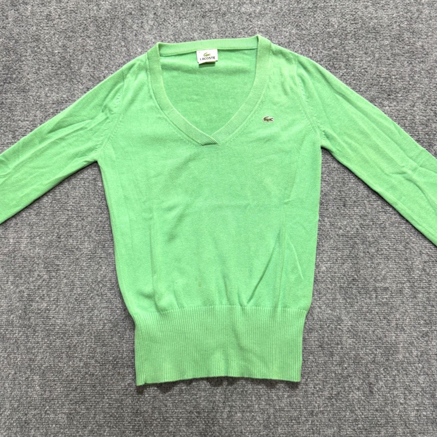 Vintage Lacoste Women's V Neck Sweater Pullover Size M Green Long Sleeve Cotton Pullover, Distressing/Fade (Pre-owned) Green Womens M Size M / US 6-8 / IT 42-44 - 7 Thumbnail