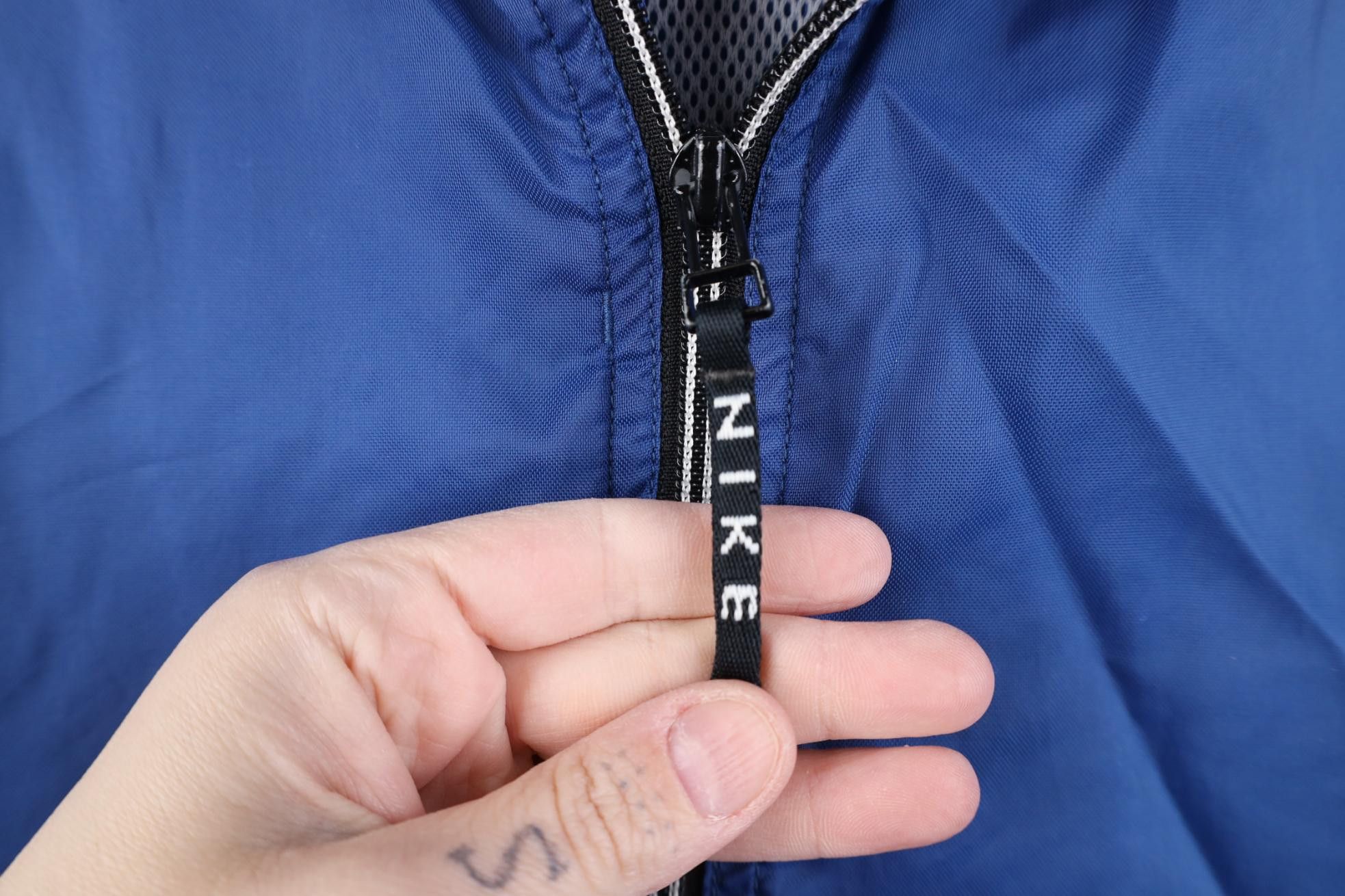 Nike Vintage 90s Nike Scott Mini Swoosh Anorak Windbreaker Jacket Size US L / EU 52-54 / 3 - 7 Thumbnail