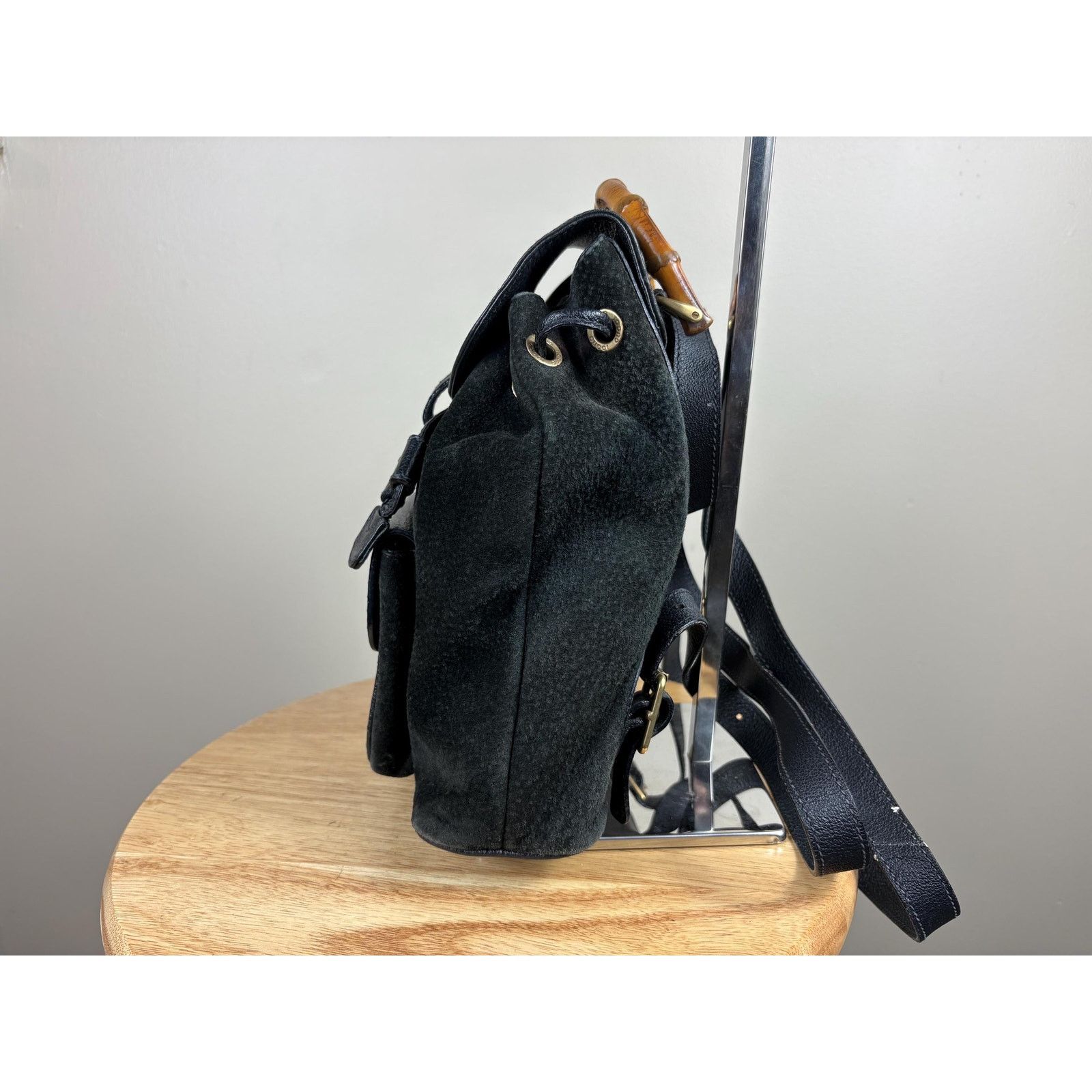 Gucci Authentic Gucci Black Suede Bamboo Handle Backpack Size ONE SIZE - 4 Thumbnail