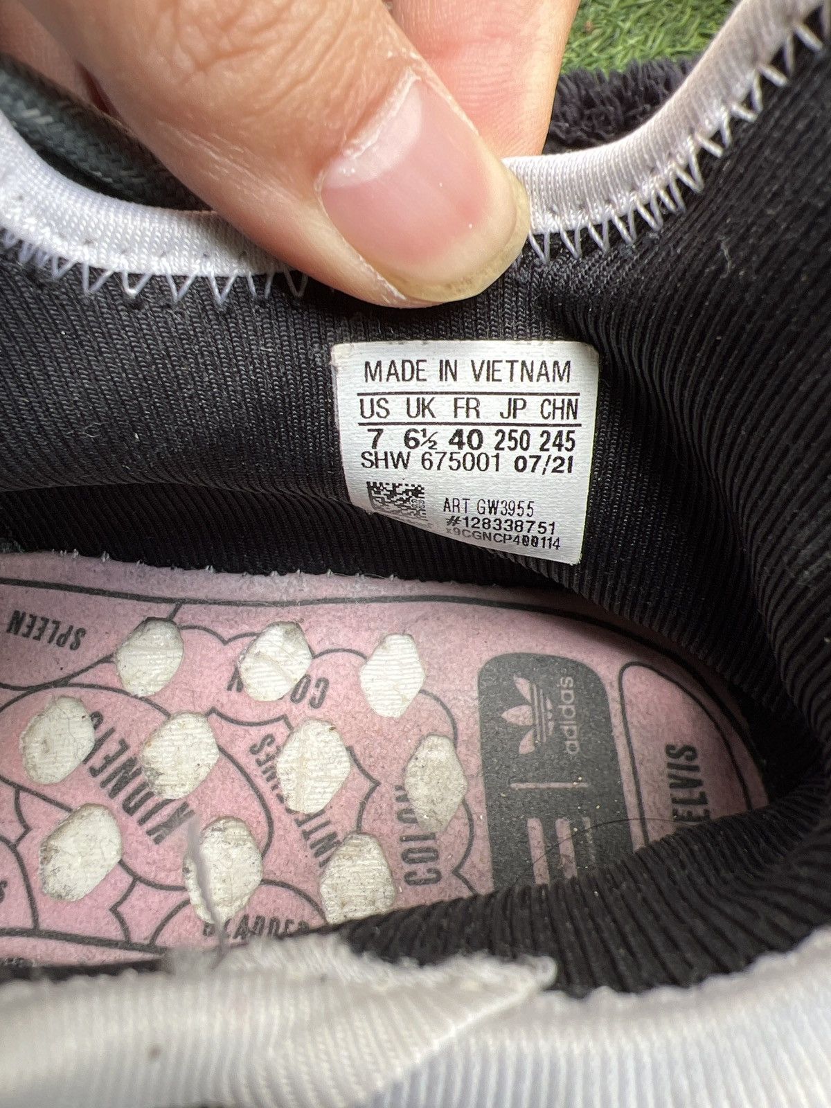 Adidas Adidas x NMD Hu Pharrell x BBC Pilot Astronaut Blue - GW3955 Size US 7 / EU 40 - 7 Thumbnail