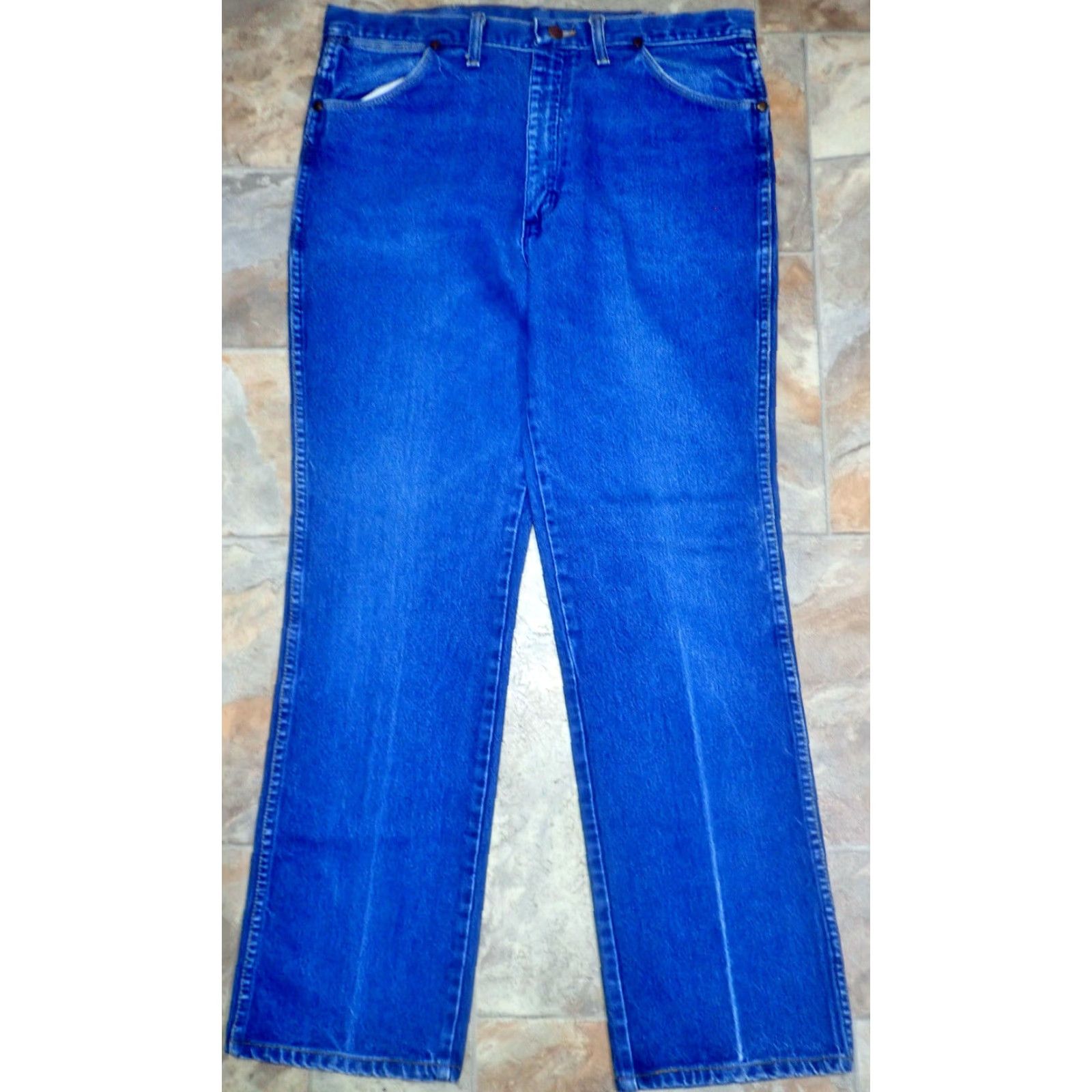 Wrangler Vintage Wrangler 13MWZ Men's 5-Pocket Straight Leg Jeans 36 Adult Blue Denim 70s Cowboy Western Made in USA Size US 36 / EU 52 - 2 Thumbnail