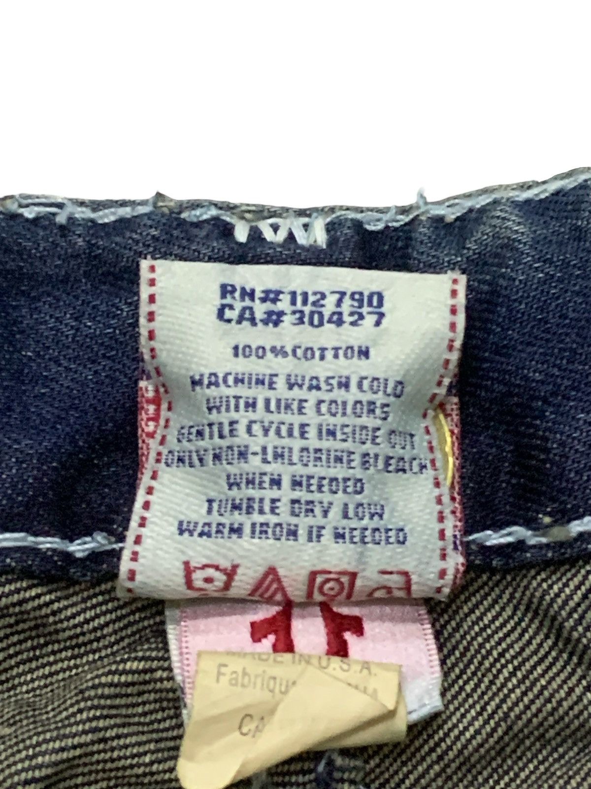 True Religion True Religion Billy Giant Big T Stitch Enzyme Flared Jeans Size US 30 / EU 46 - 18 Thumbnail