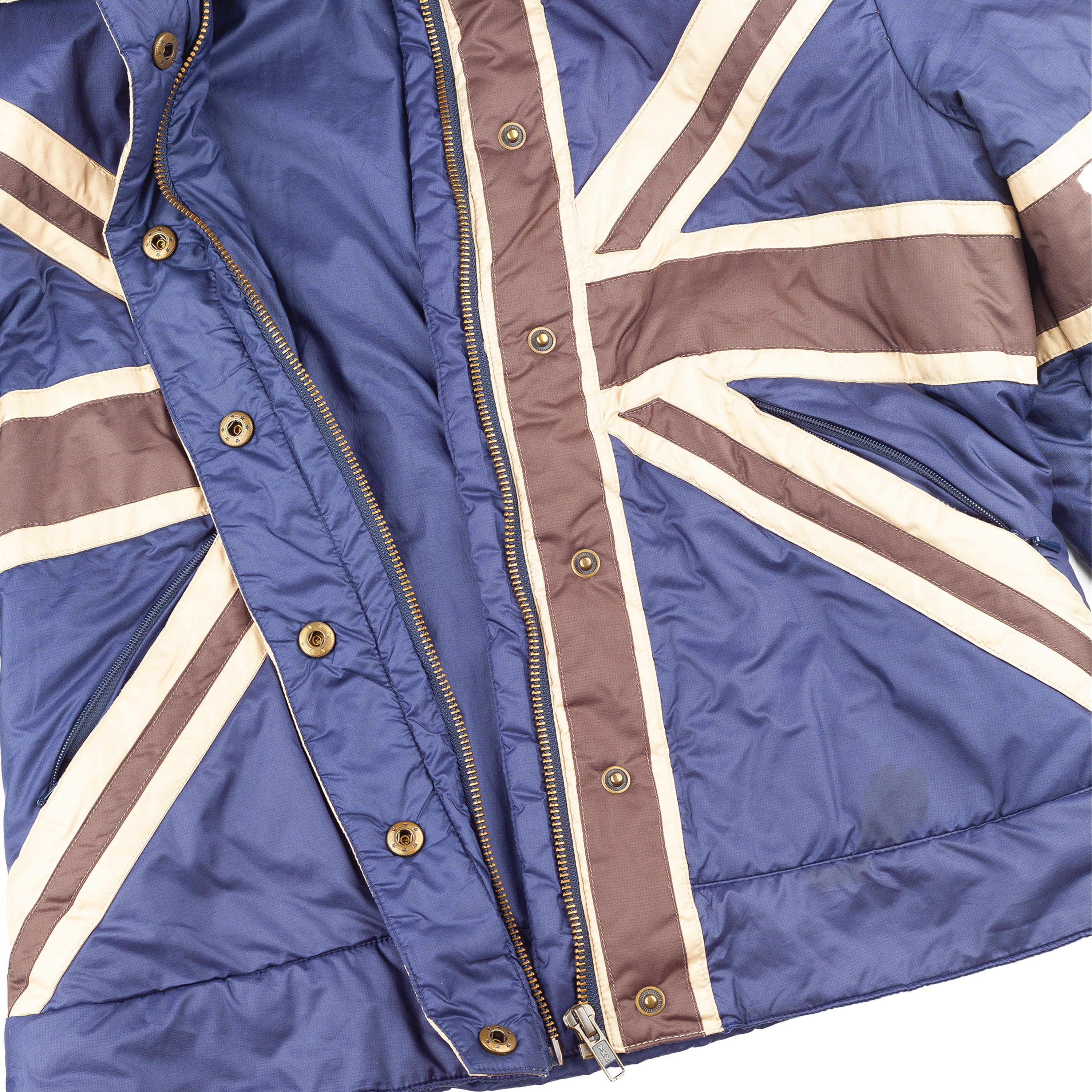 Moschino Moschino Union Jack UK Vintage Light Puffer Jacket (M) Size US M / EU 48-50 / 2 - 4 Thumbnail