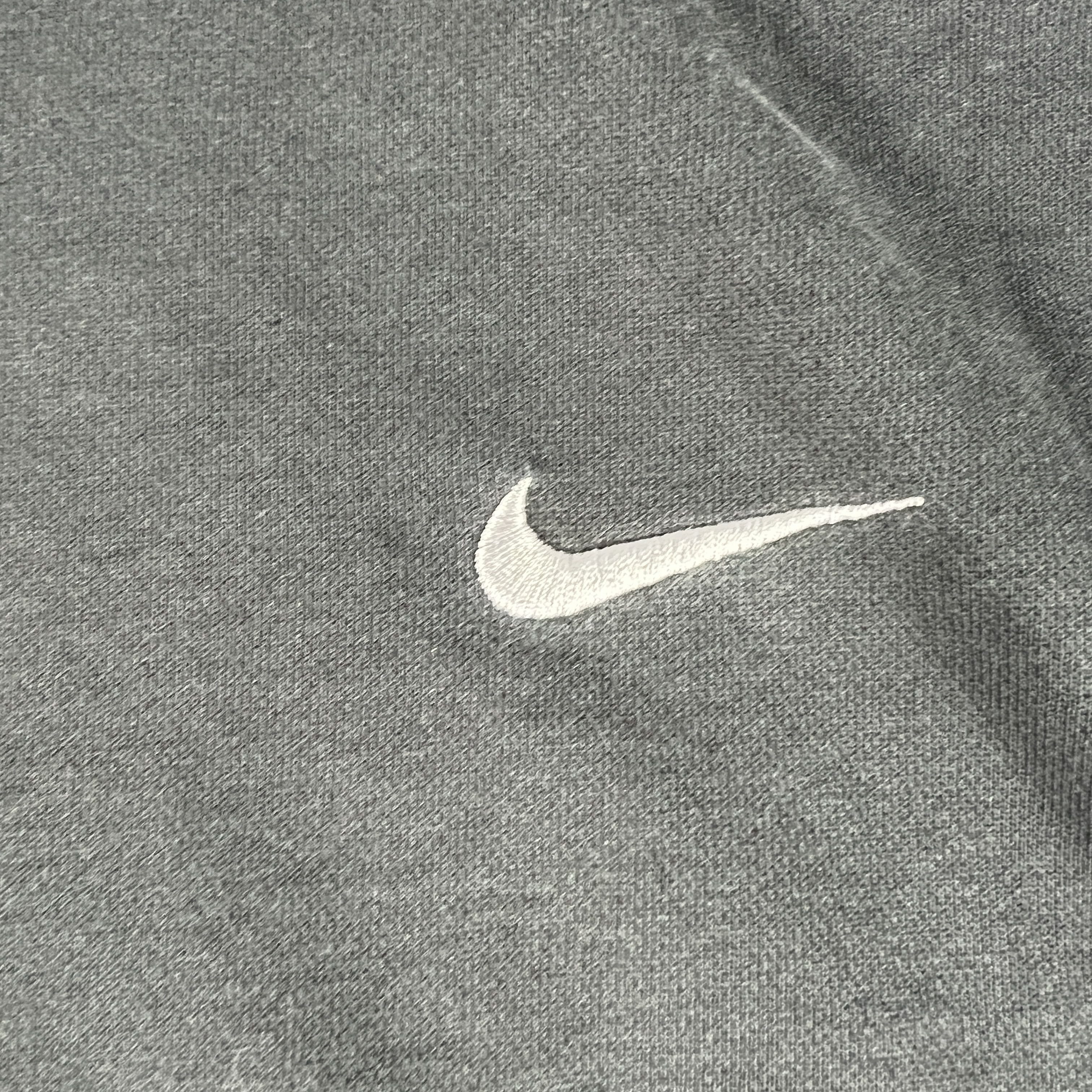 Nike Nike Sweater Thrashed Grunge Contrast Logo Pullover Hoodie Size US L / EU 52-54 / 3 - 6 Thumbnail