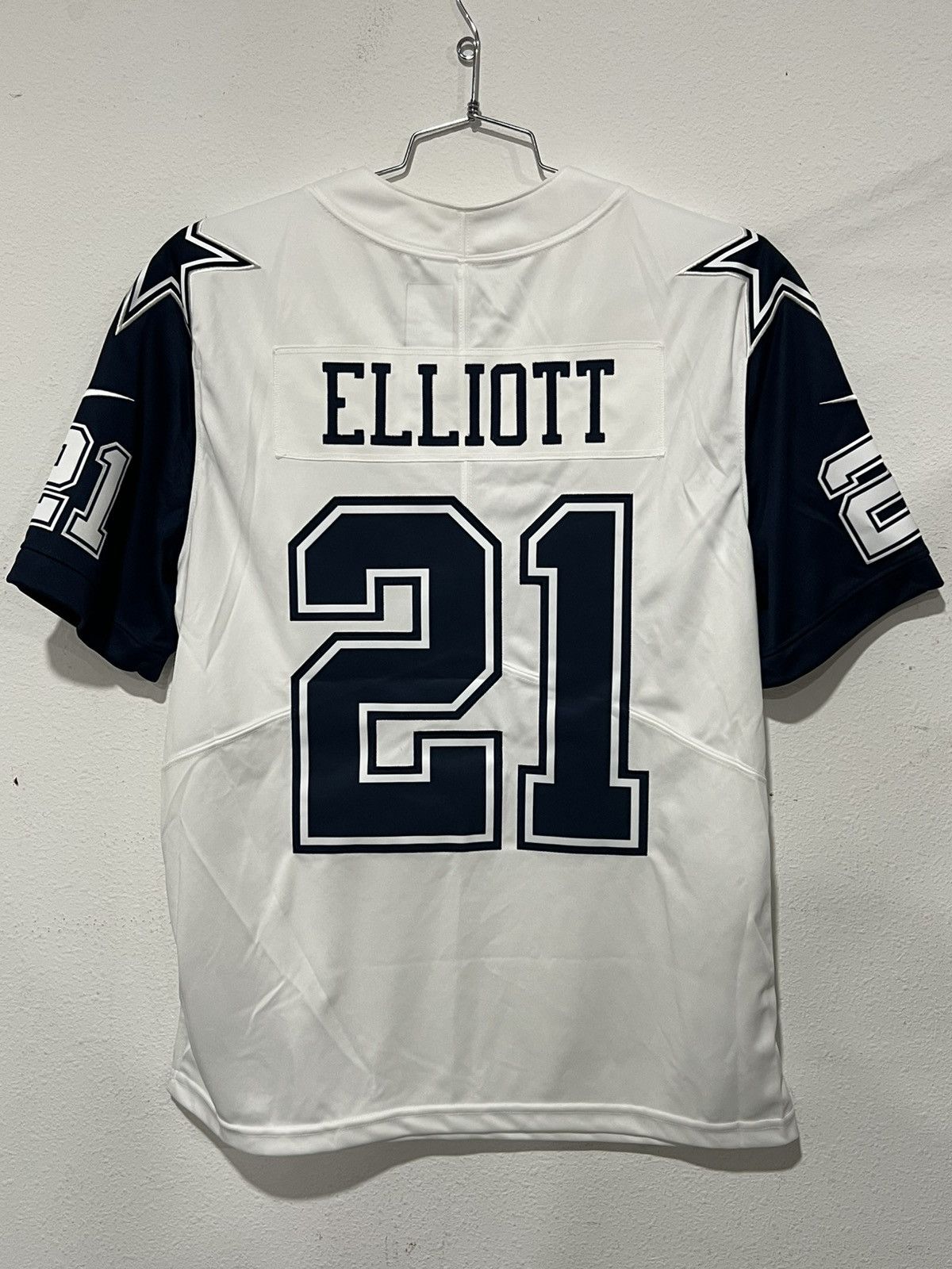 NFL Ezekiel Elliott Jersey Size US L / EU 52-54 / 3 - 2 Thumbnail