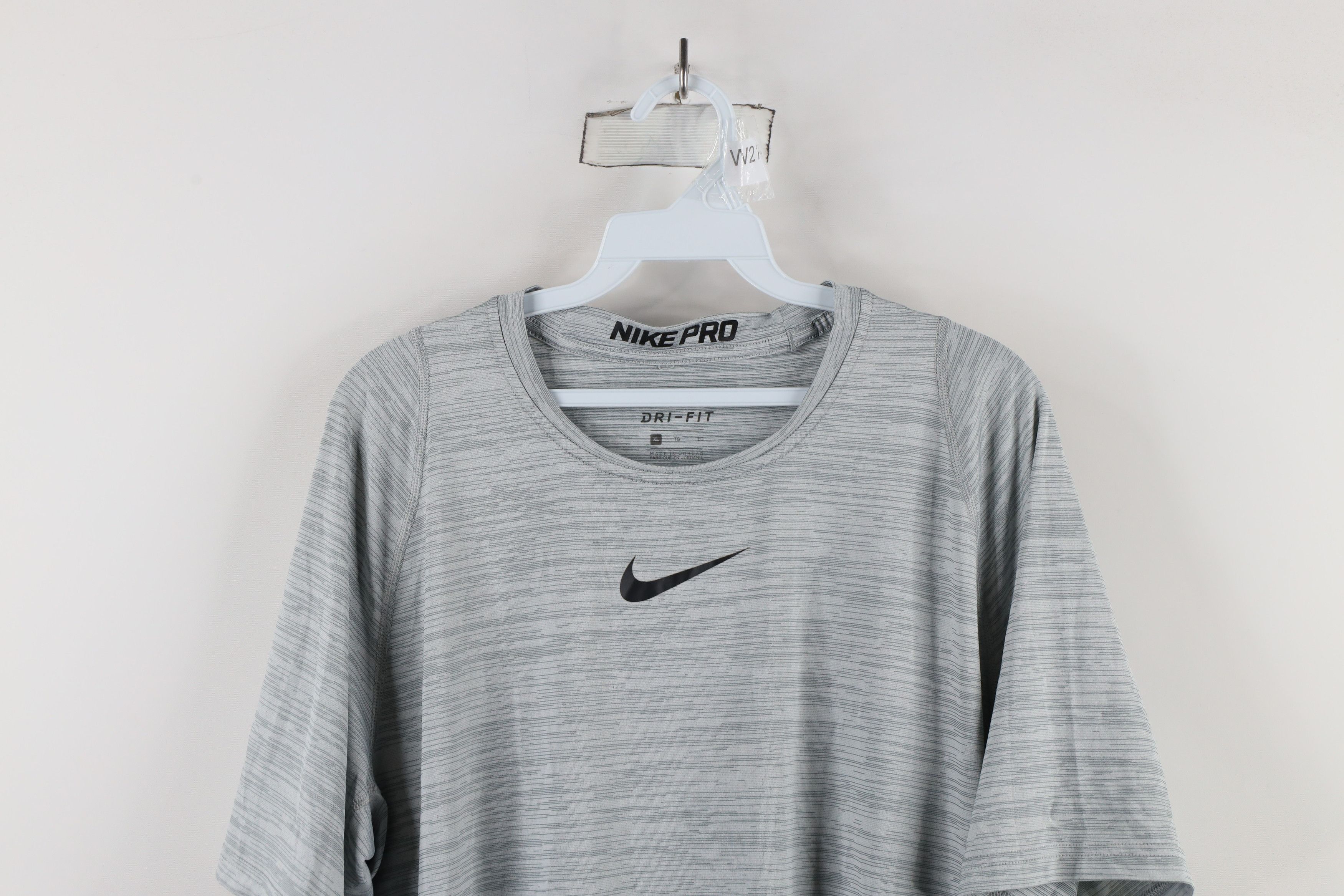 Nike × Vintage Nike Pro Center Swoosh Short Sleeve Training T-Shirt Gray Size US XL / EU 56 / 4 - 2 Thumbnail