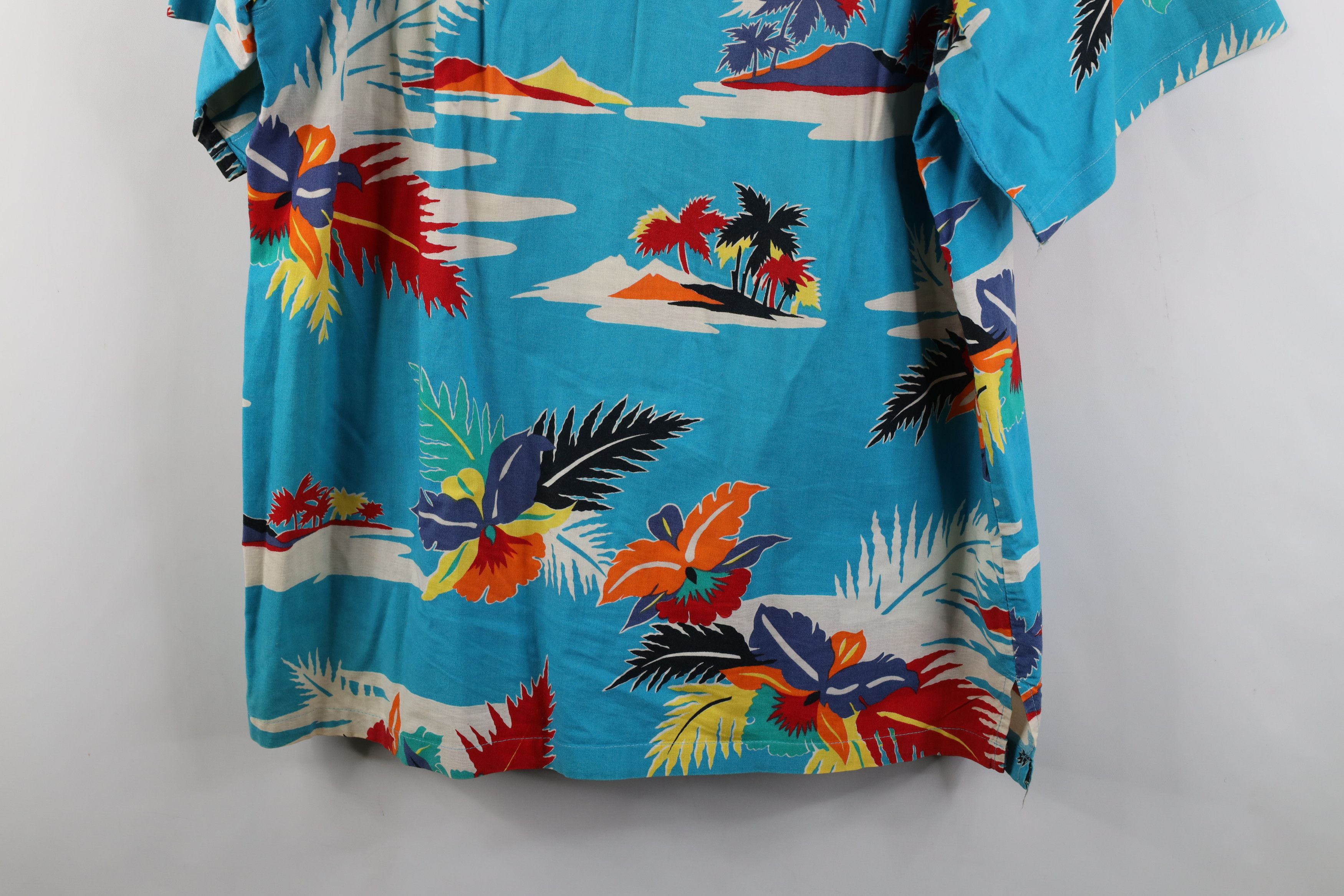 Vintage Vintage 80s Streetwear Looped Collar Hawaiian Button Shirt Size US L / EU 52-54 / 3 - 13 Thumbnail