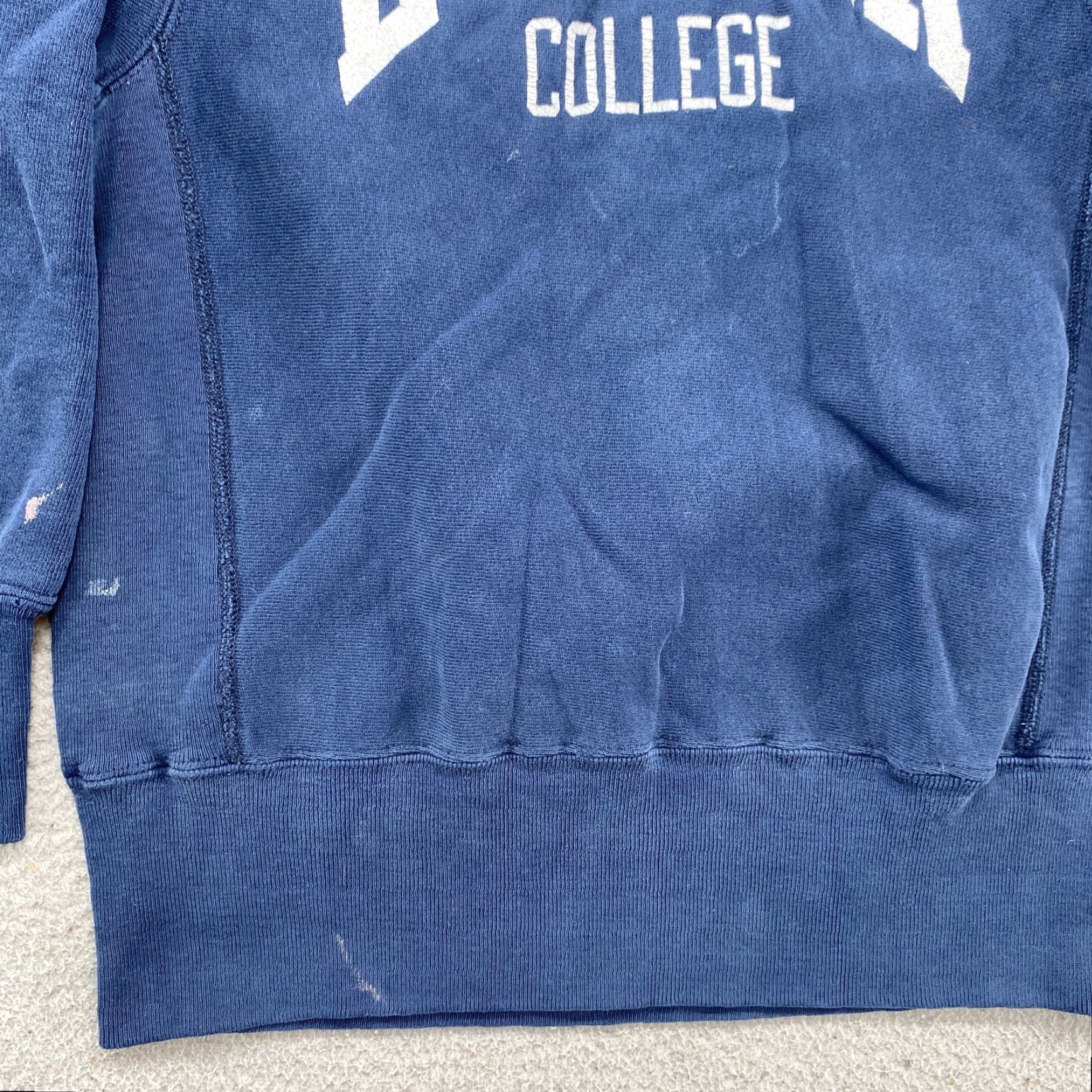 Champion VINTAGE Luther College Champion Reverse Weave Sweatshirt Small Mens Blue College 90s Pullover Reversible Distressed Size US S / EU 44-46 / 1 - 4 Thumbnail