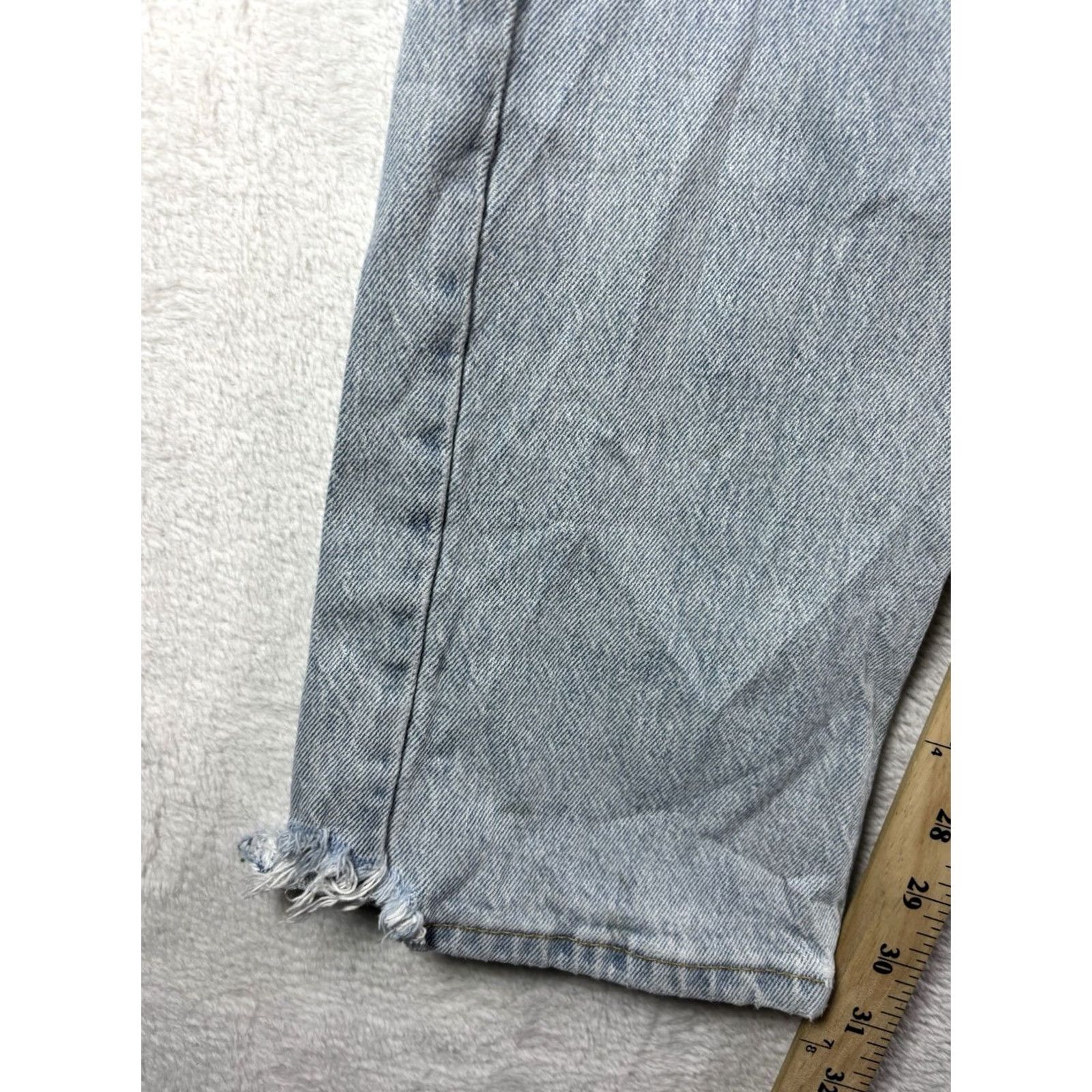 Levi's Levi’s 505 Jeans Slim Fit Straight Leg Light Wash Denim 34x32 Men Vintage No N/A? Size US 34 / EU 50 - 4 Thumbnail