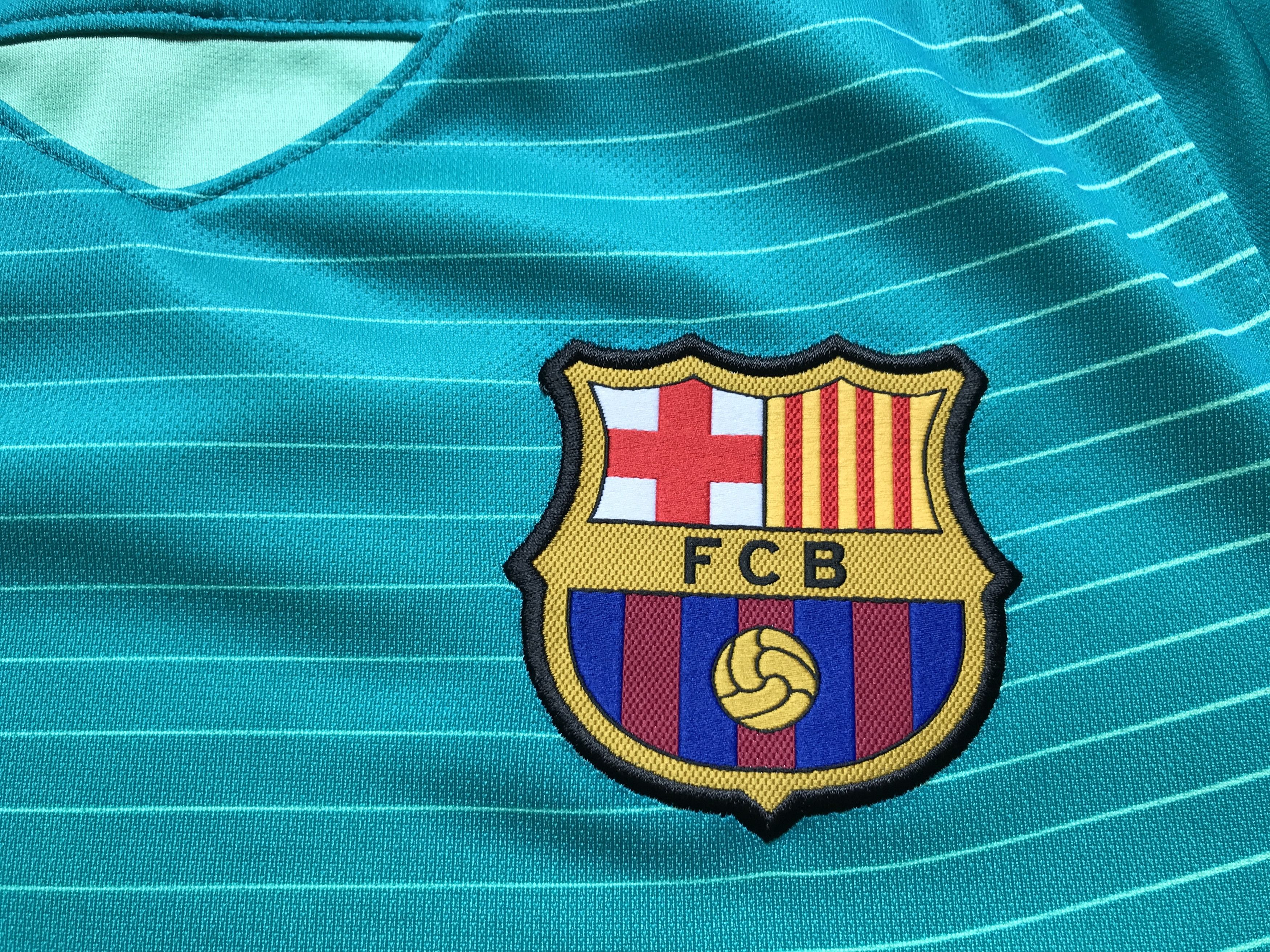 Nike × Vintage Nike Barcelona Third Shirt 2016-2017 Size US S / EU 44-46 / 1 - 6 Thumbnail