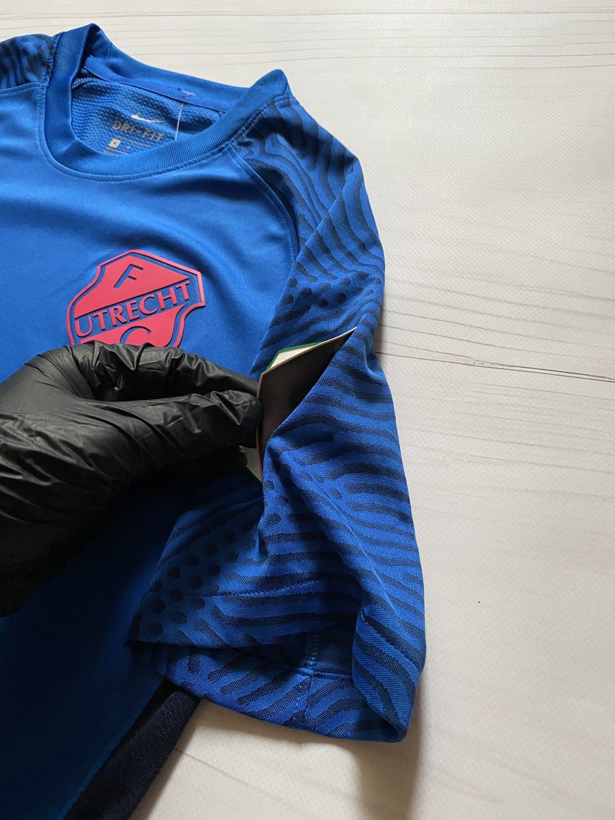 Nike Nike FC Utrecht 2020/21 away soccer football jersey Size US M / EU 48-50 / 2 - 13 Thumbnail
