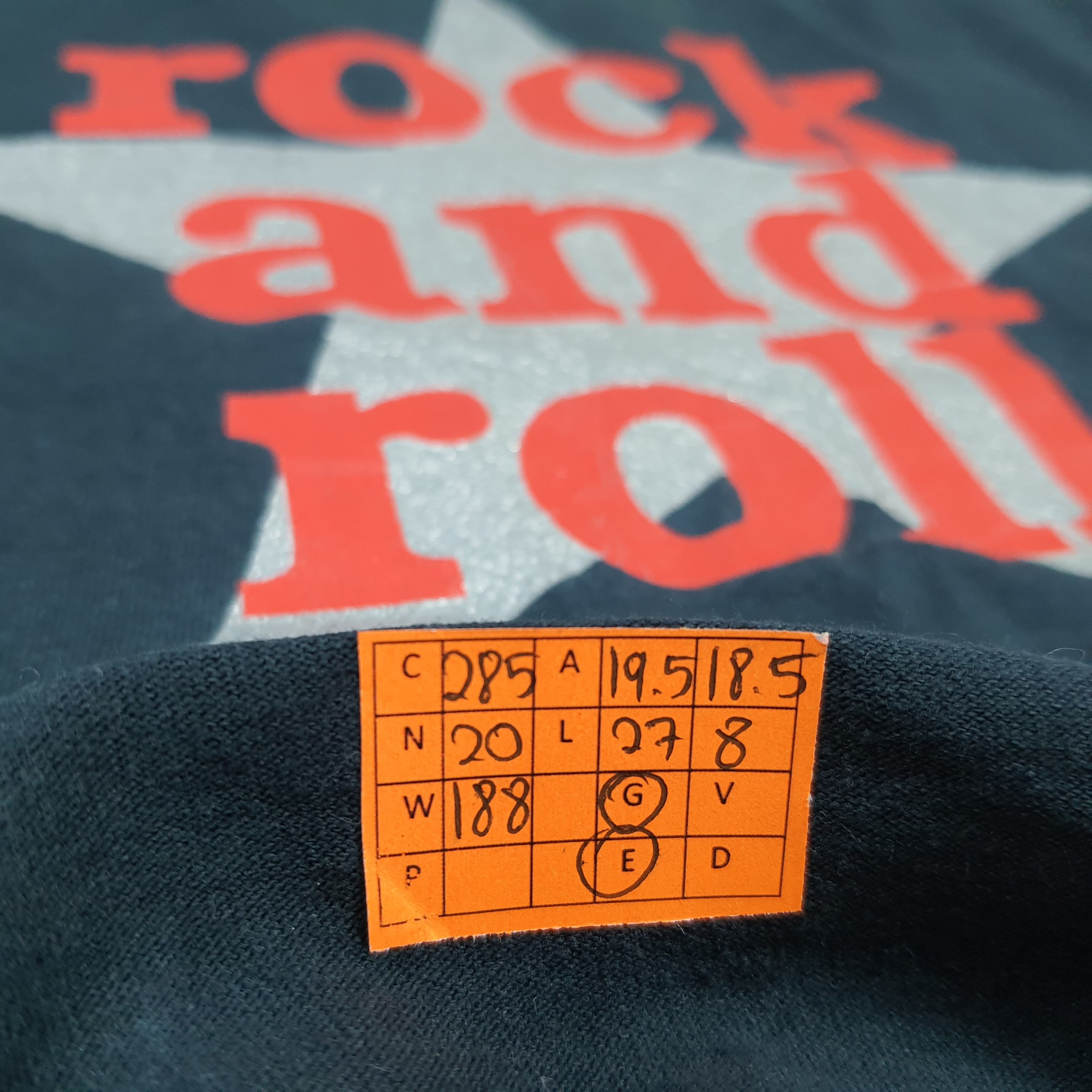 Japanese Brand Vintage B'z Japan Rock Band Rock and Roll Tshirt C285N20 Size US M / EU 48-50 / 2 - 7 Thumbnail