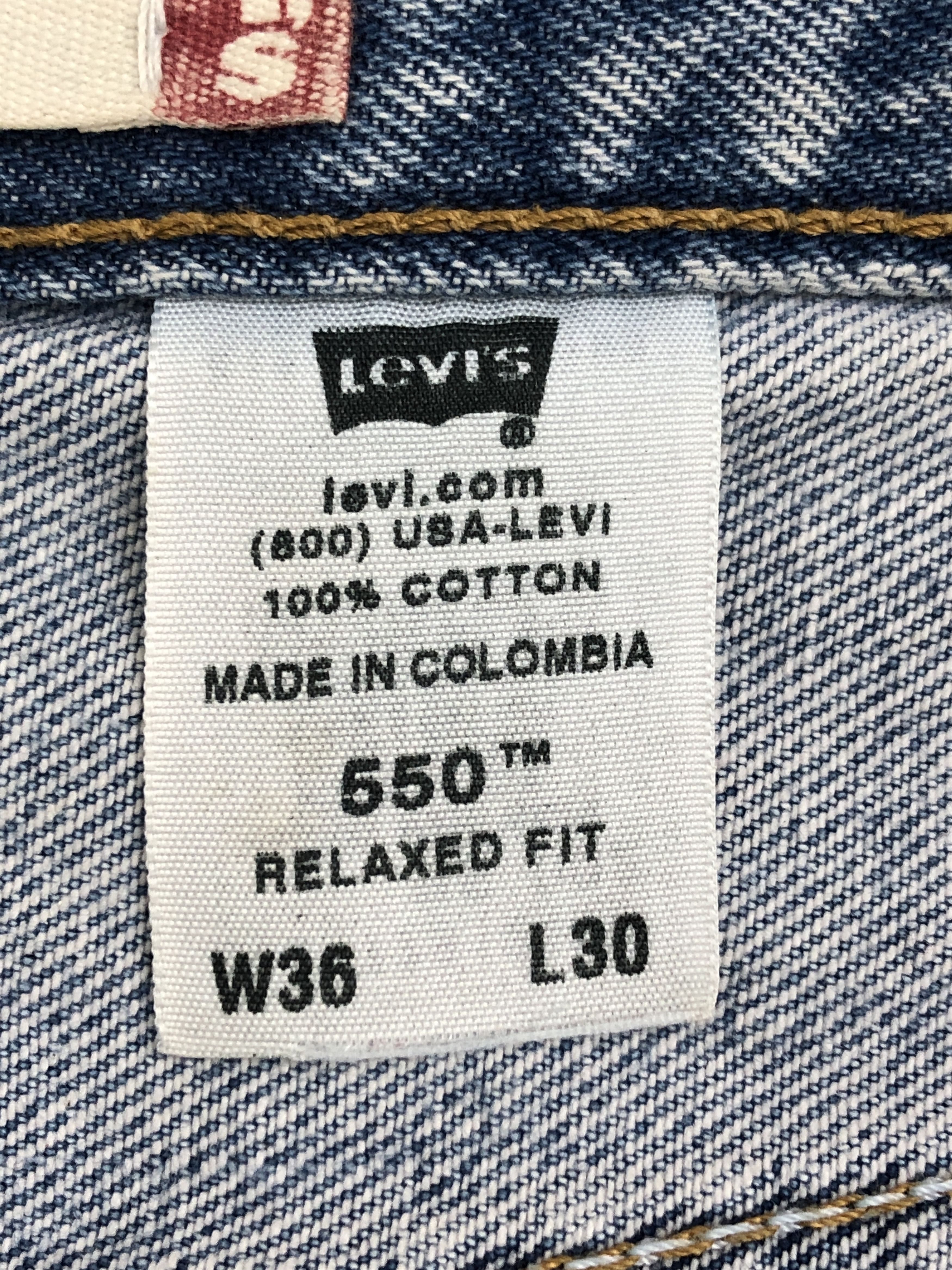 Faded Blue Vintage Levis 550 Denim Jeans