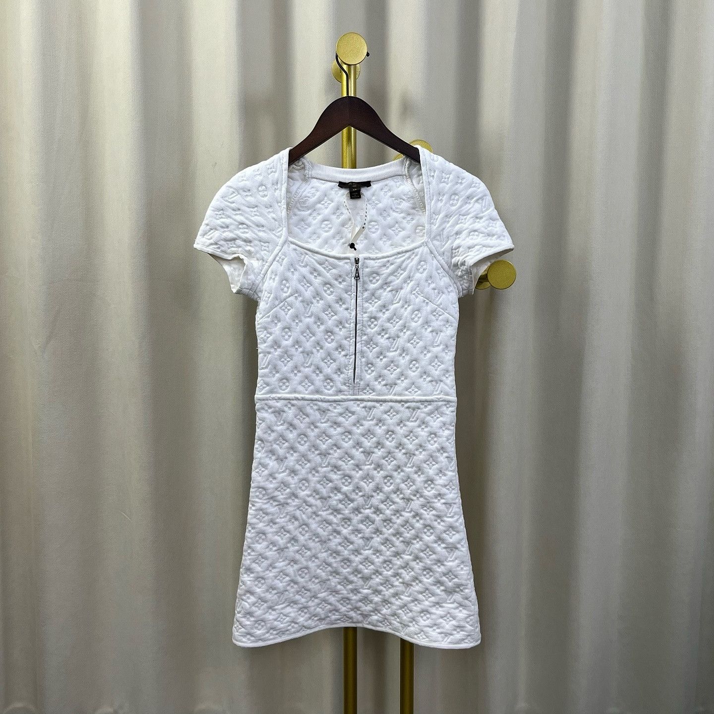 Louis Vuitton Louis Vuitton Embossed Monogram Mini Dress Size XS Size XS / US 0-2 / IT 36-38 - 1 Thumbnail
