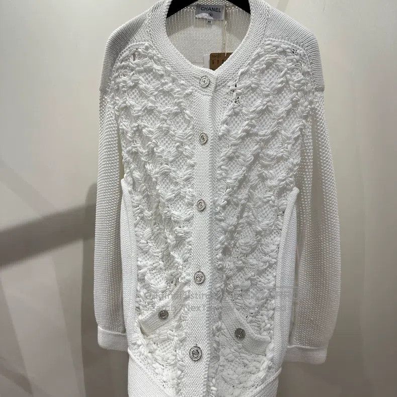 Chanel Chanel Logo button twisted single-breasted jacket Size S / US 4 / IT 40 - 2 Thumbnail