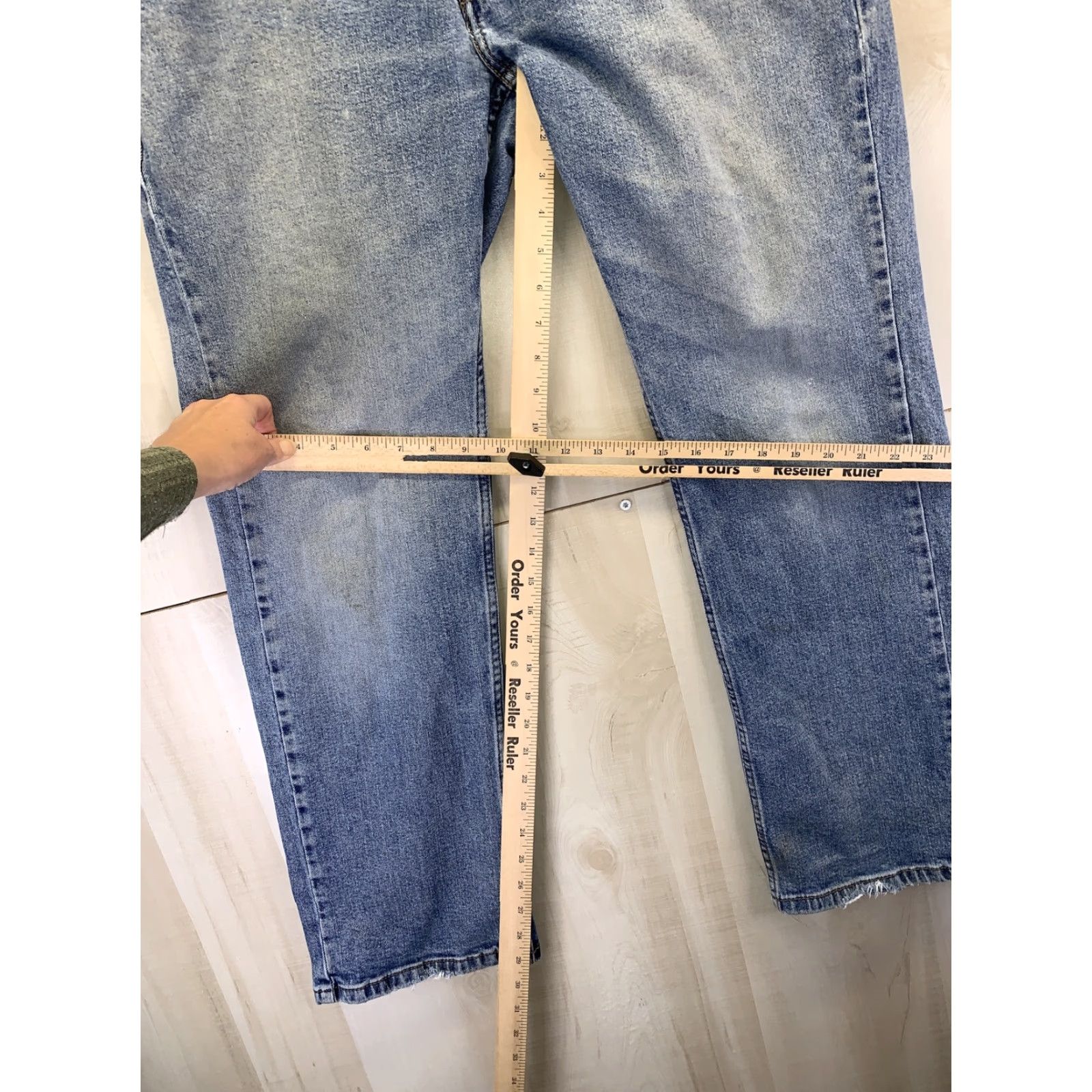 Levi's VINTAGE Levi's Steauss Signature Relaxed Fit Mens Distressed Jeans 36x30-5858 Sz 36 Blue Denim Jeans Regular Mens Distressed Logo 5858 Size US 36 / EU 52 - 4 Thumbnail
