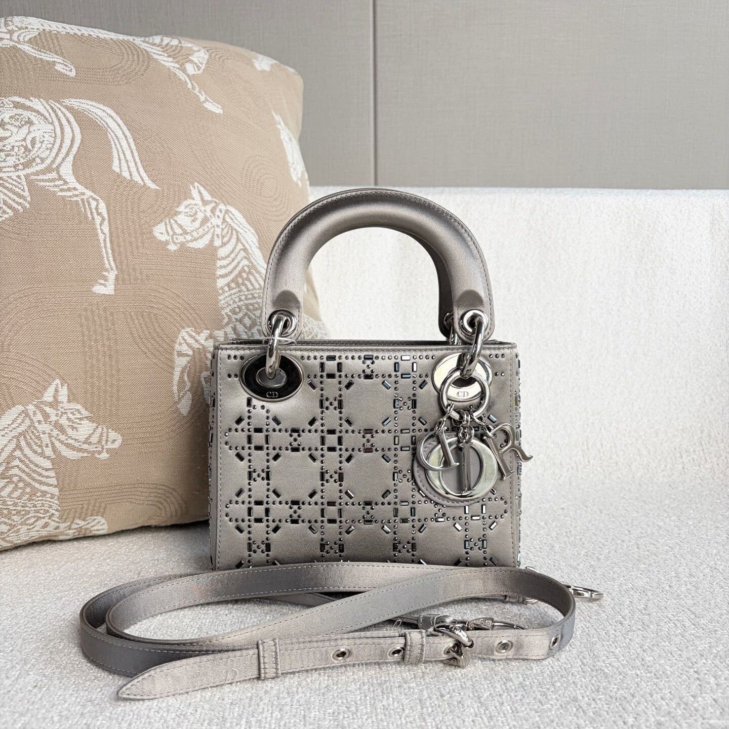 Dior Pre-loved Bag Very good condition Size ONE SIZE - 1 Thumbnail