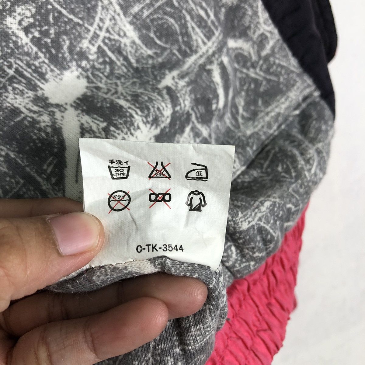 Japanese Brand 🔥Vintage Cropped Ski Jacket Bondage Inspire Issey Miyake Size US M / EU 48-50 / 2 - 22 Thumbnail