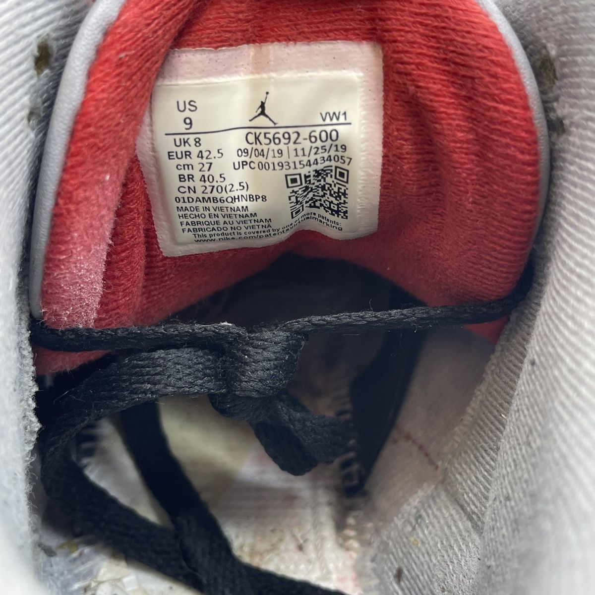Jordan Brand Air Jordan 3 unite Size US 9 / EU 42 - 8 Thumbnail