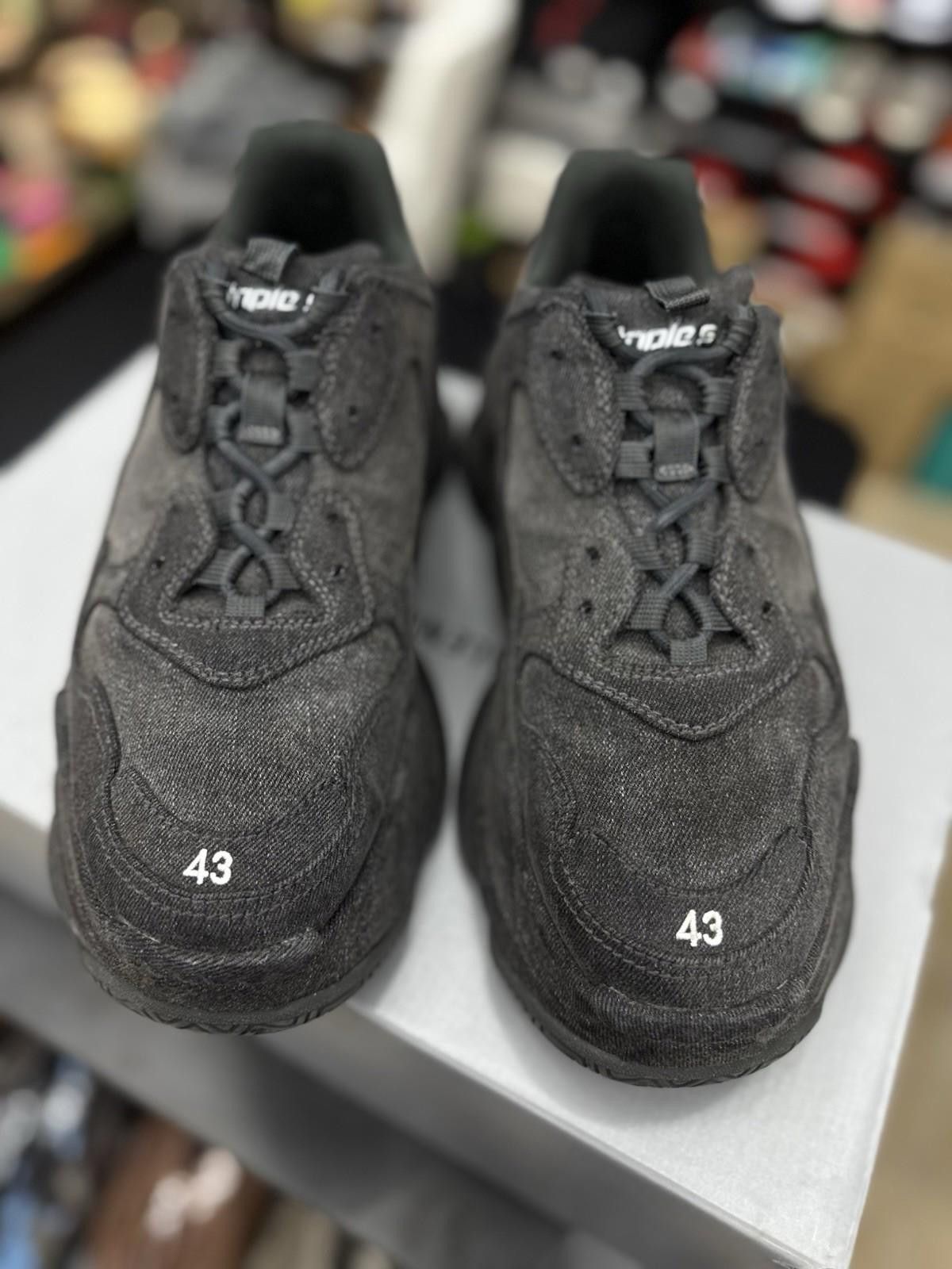 Balenciaga Balenciaga Triple S Denim Size 10US/43EU $1150 Retail Size US 10 / EU 43 - 6 Thumbnail