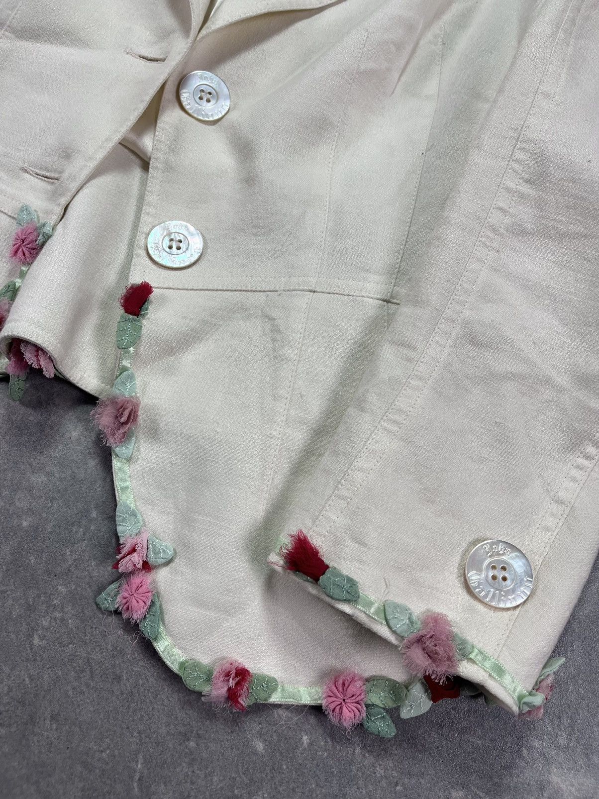 John Galliano 2005 John Galliano Flower-Trim Blazer Jacket 42 8 Size M / US 6-8 / IT 42-44 - 7 Thumbnail