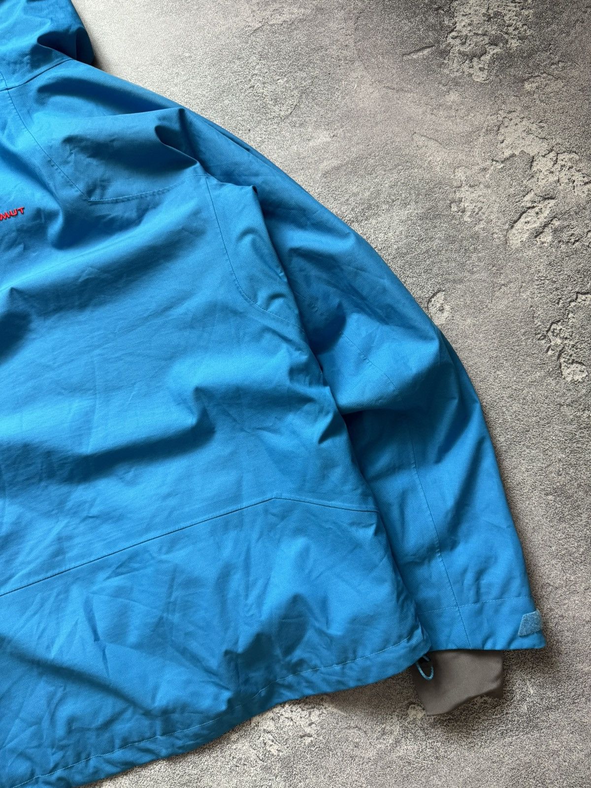 Mammut Mammut L man blue zip hooded jacket drytech windbreaker ski Size US L / EU 52-54 / 3 - 17 Thumbnail