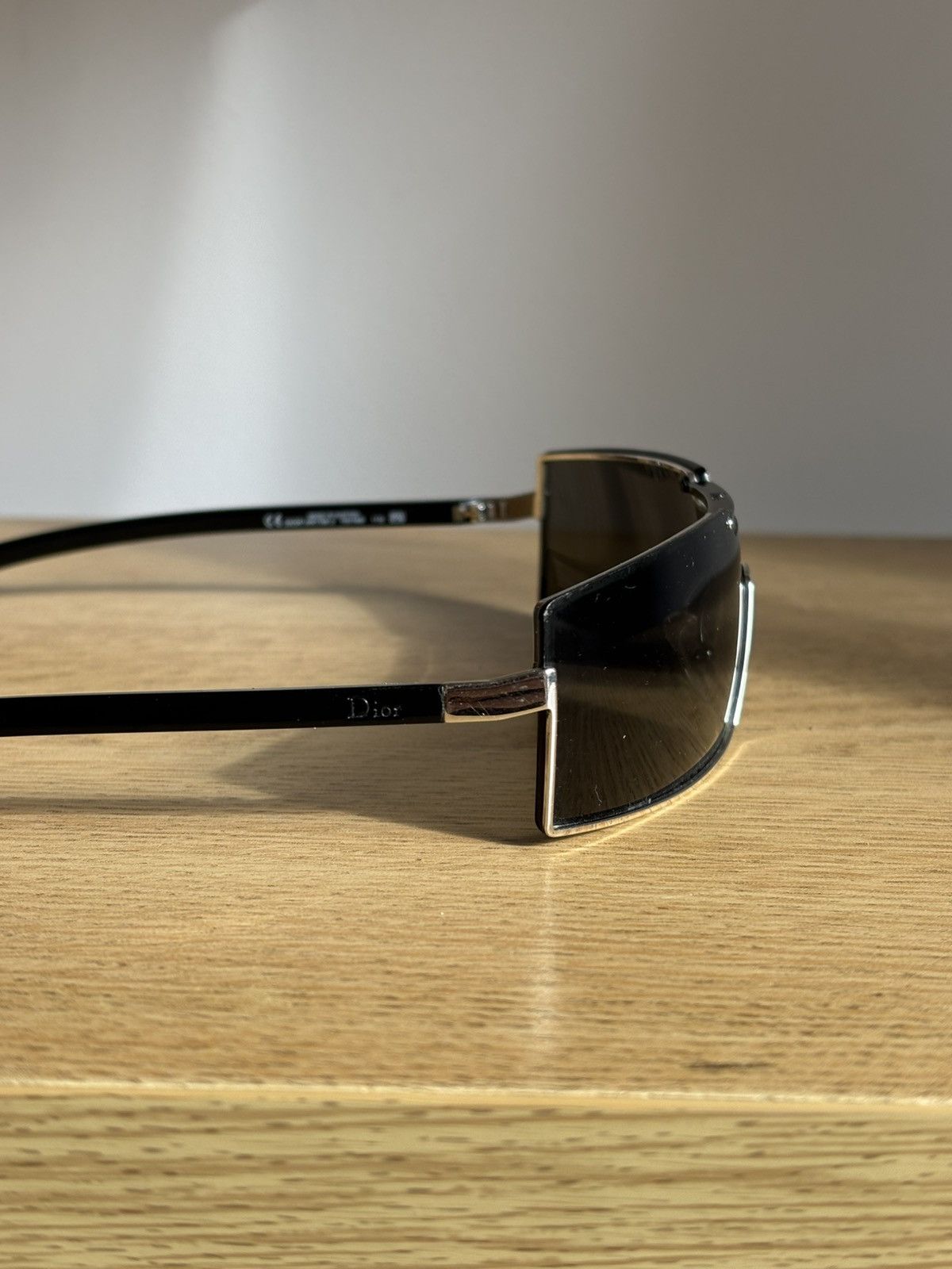 Dior Dior Sunglasses Viktim 2 Wrap Shield Symbole Star Flame Size ONE SIZE - 7 Thumbnail