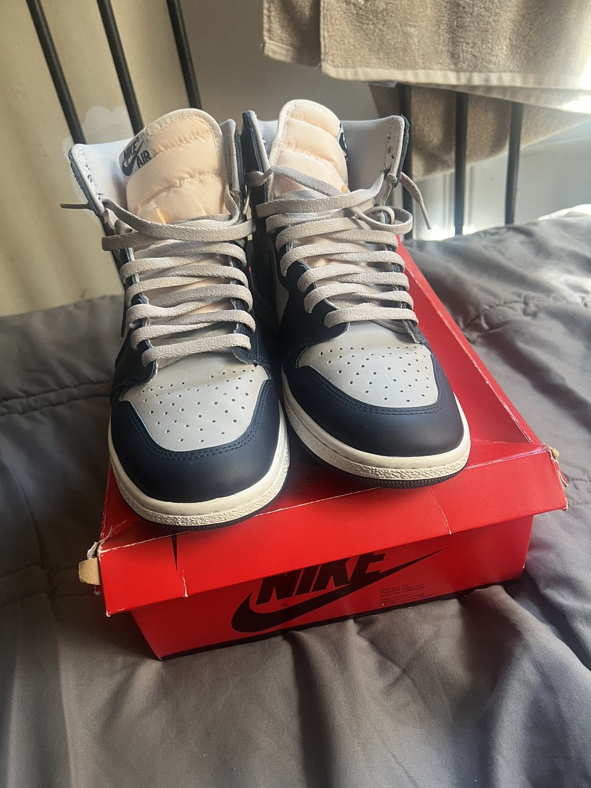 Jordan Brand Air Jordan 1 Retro High ‘85 OG ‘Georgetown Size US 10.5 / EU 43-44 - 2 Thumbnail